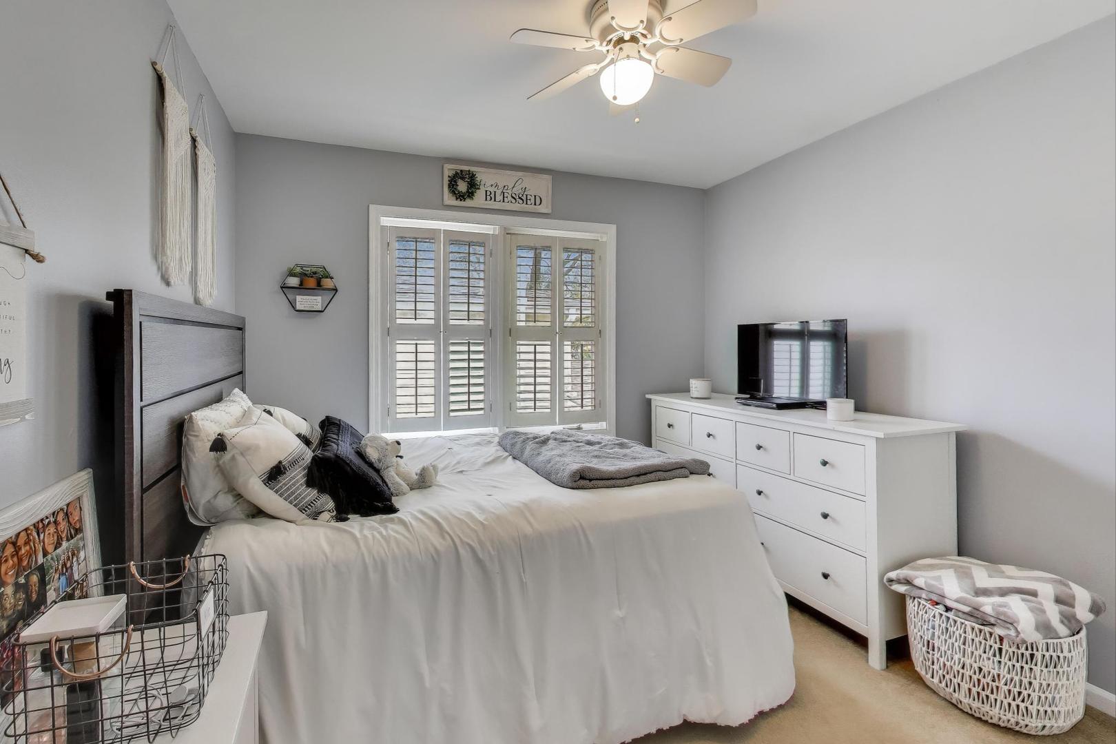 1407 WILSON Avenue, Wheaton, IL 60187