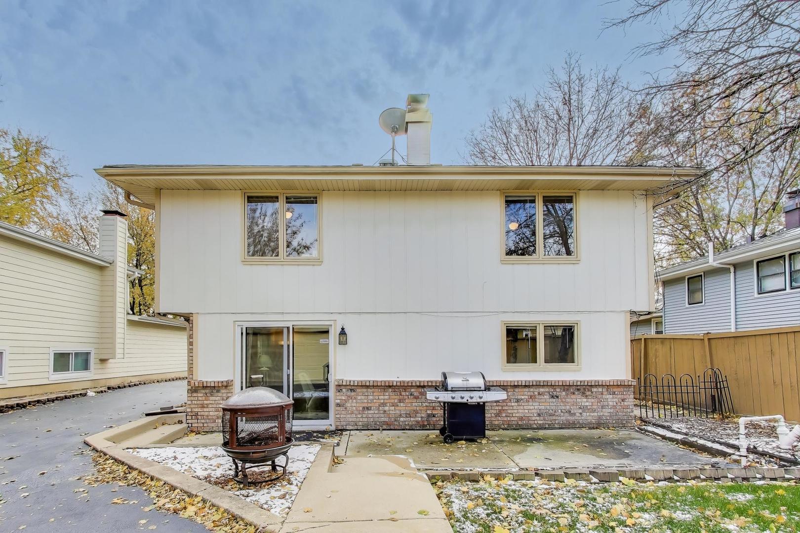 1407 WILSON Avenue, Wheaton, IL 60187