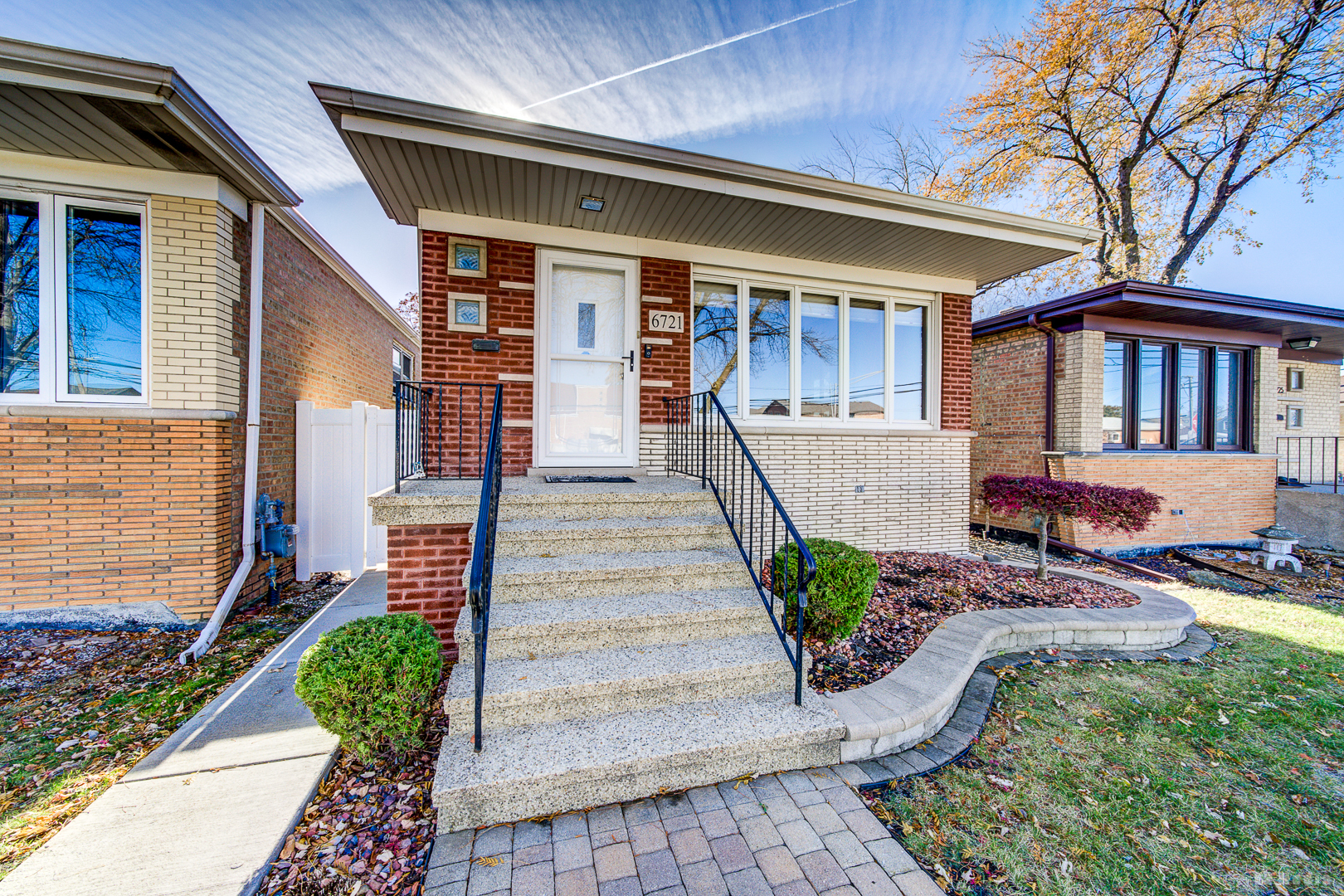 6721 W 59th Street, Chicago, IL 60638