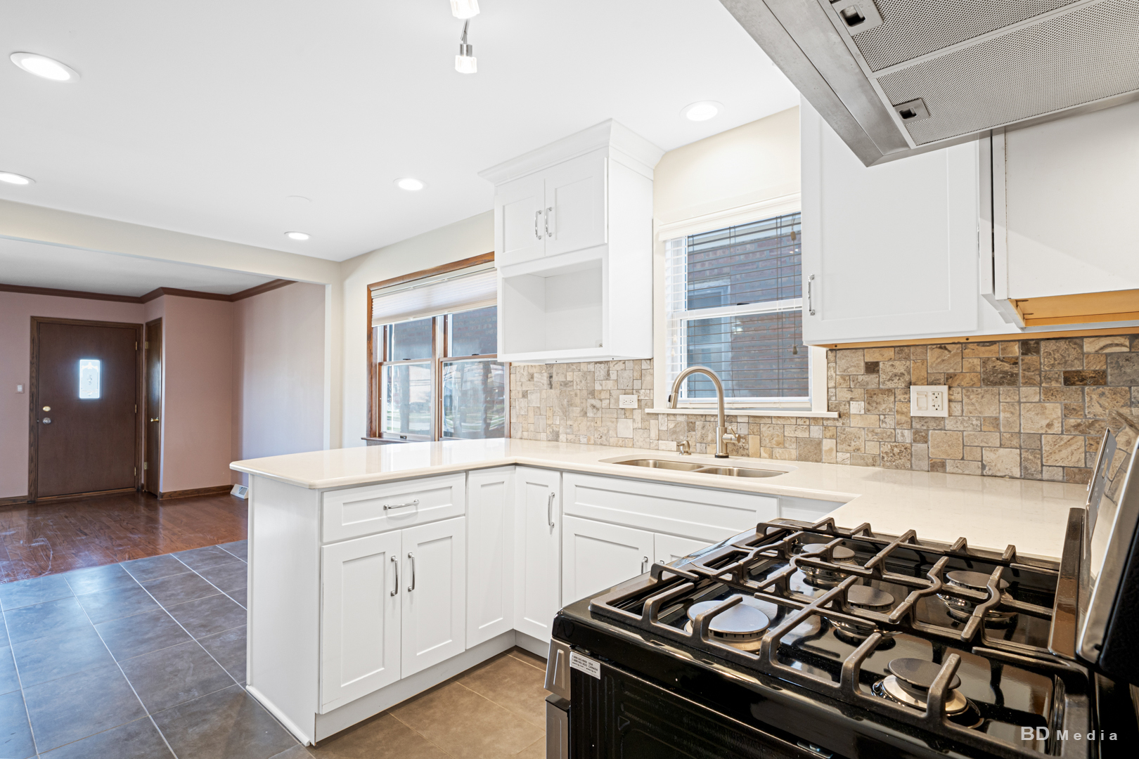 6721 W 59th Street, Chicago, IL 60638