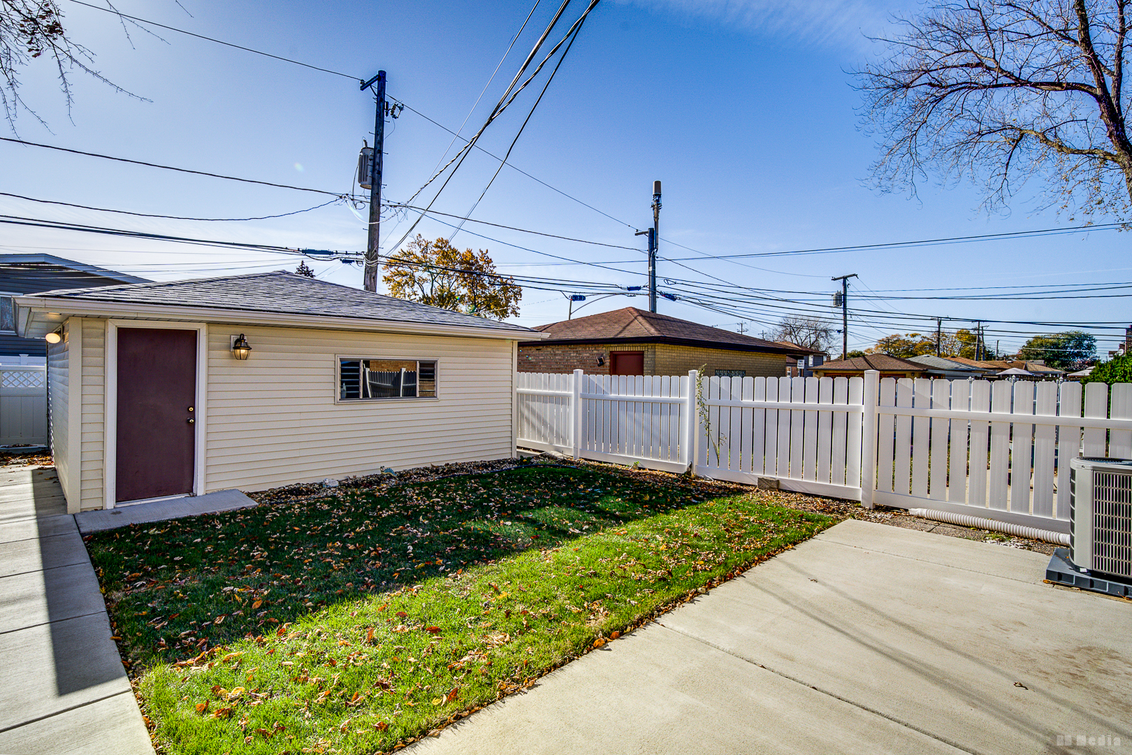 6721 W 59th Street, Chicago, IL 60638