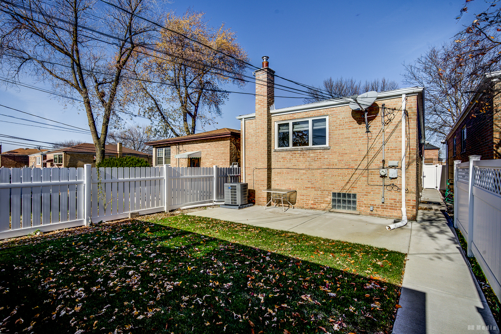 6721 W 59th Street, Chicago, IL 60638