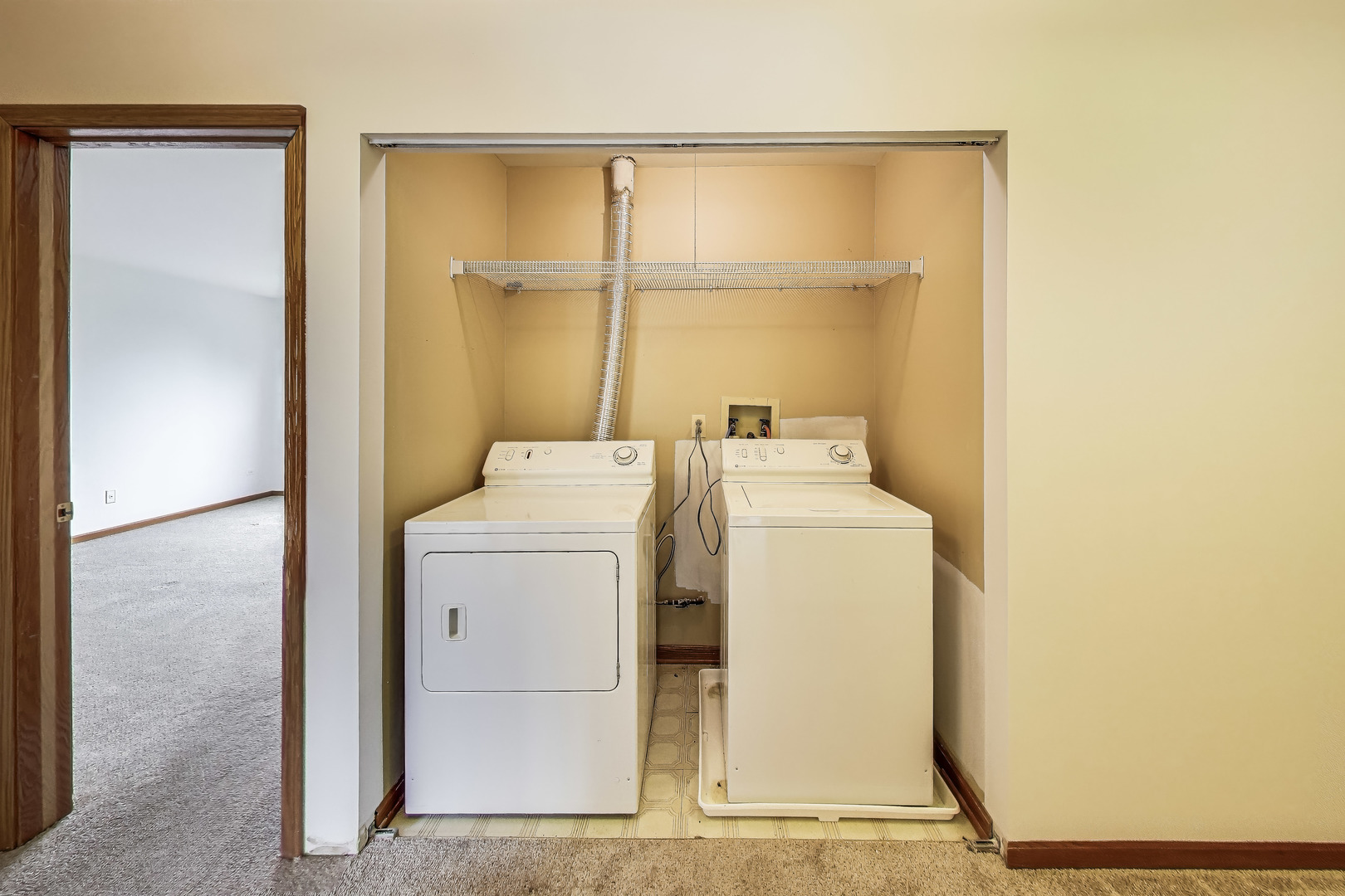 14 Oxford Court, Algonquin, IL 60102