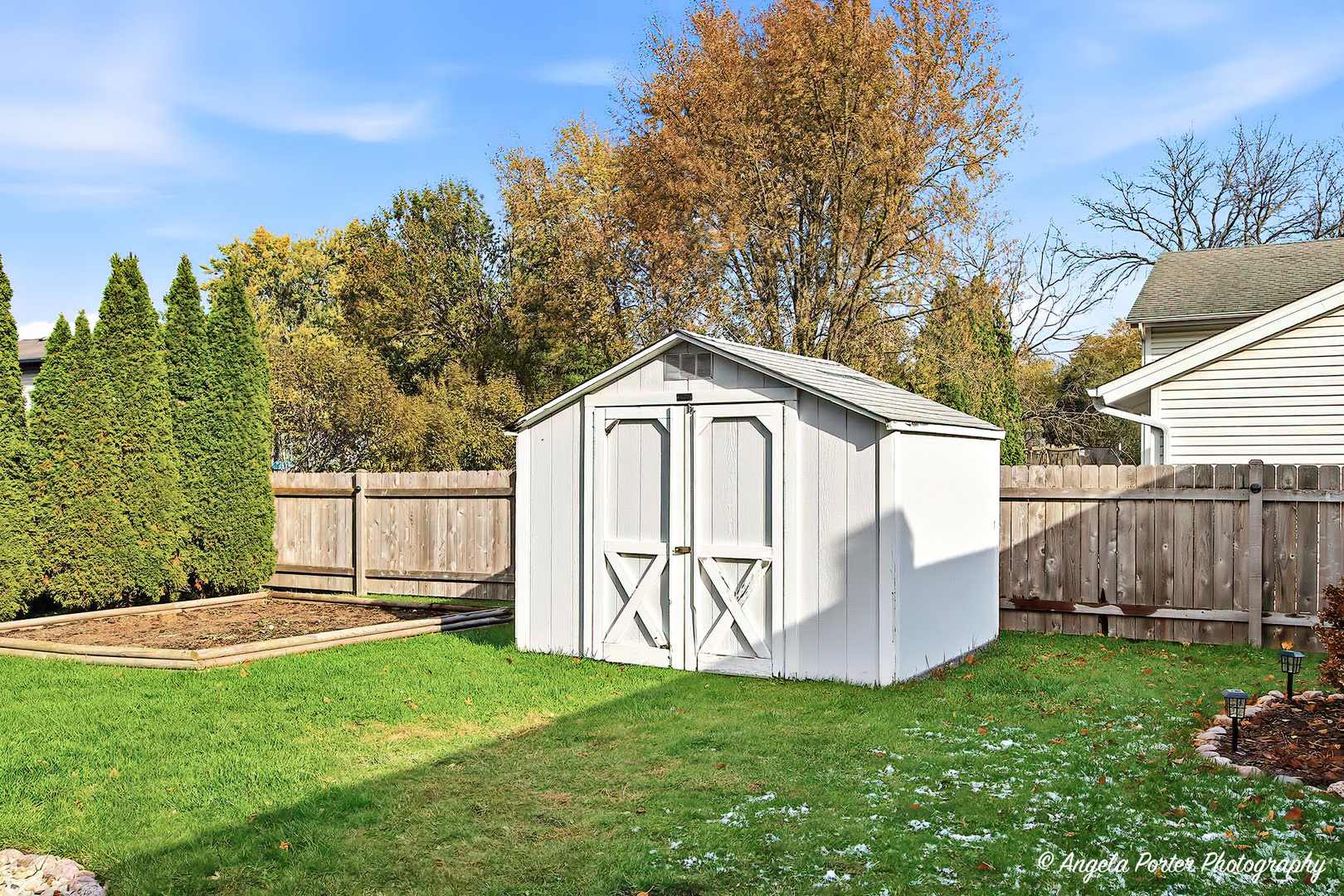 5106 W Greenbrier Drive, McHenry, IL 60050