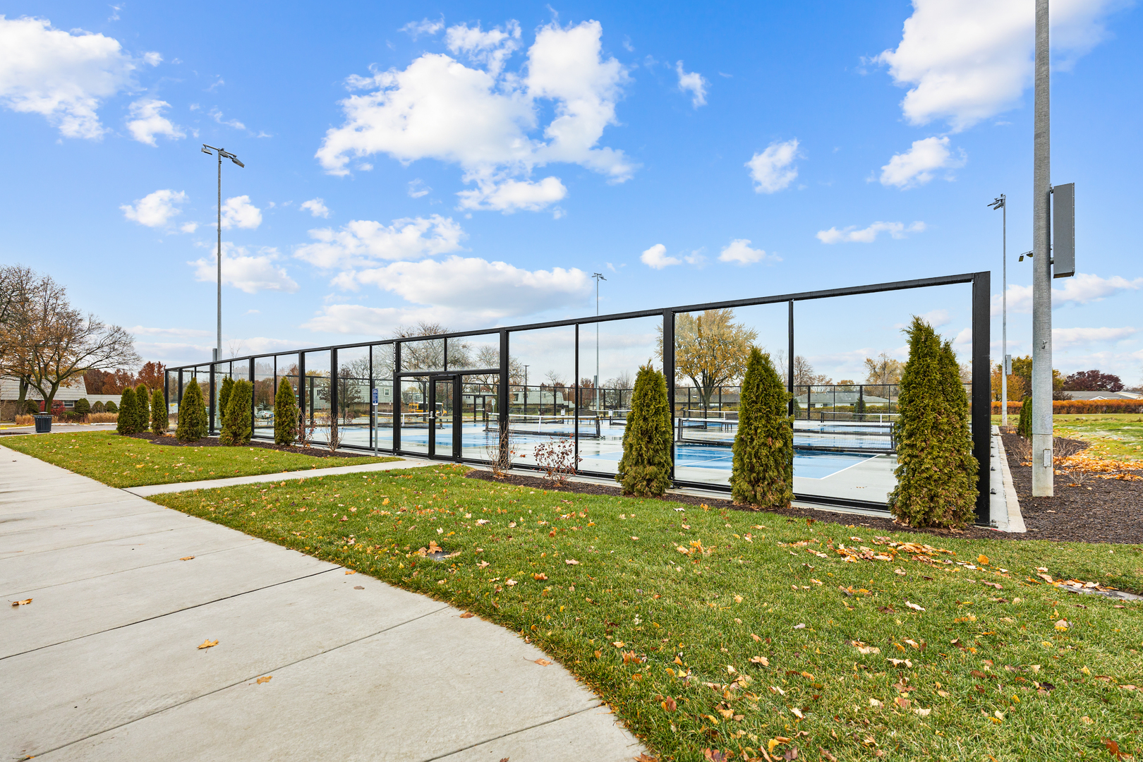 817 Wellington Avenue #817, Elk Grove Village, IL 60007