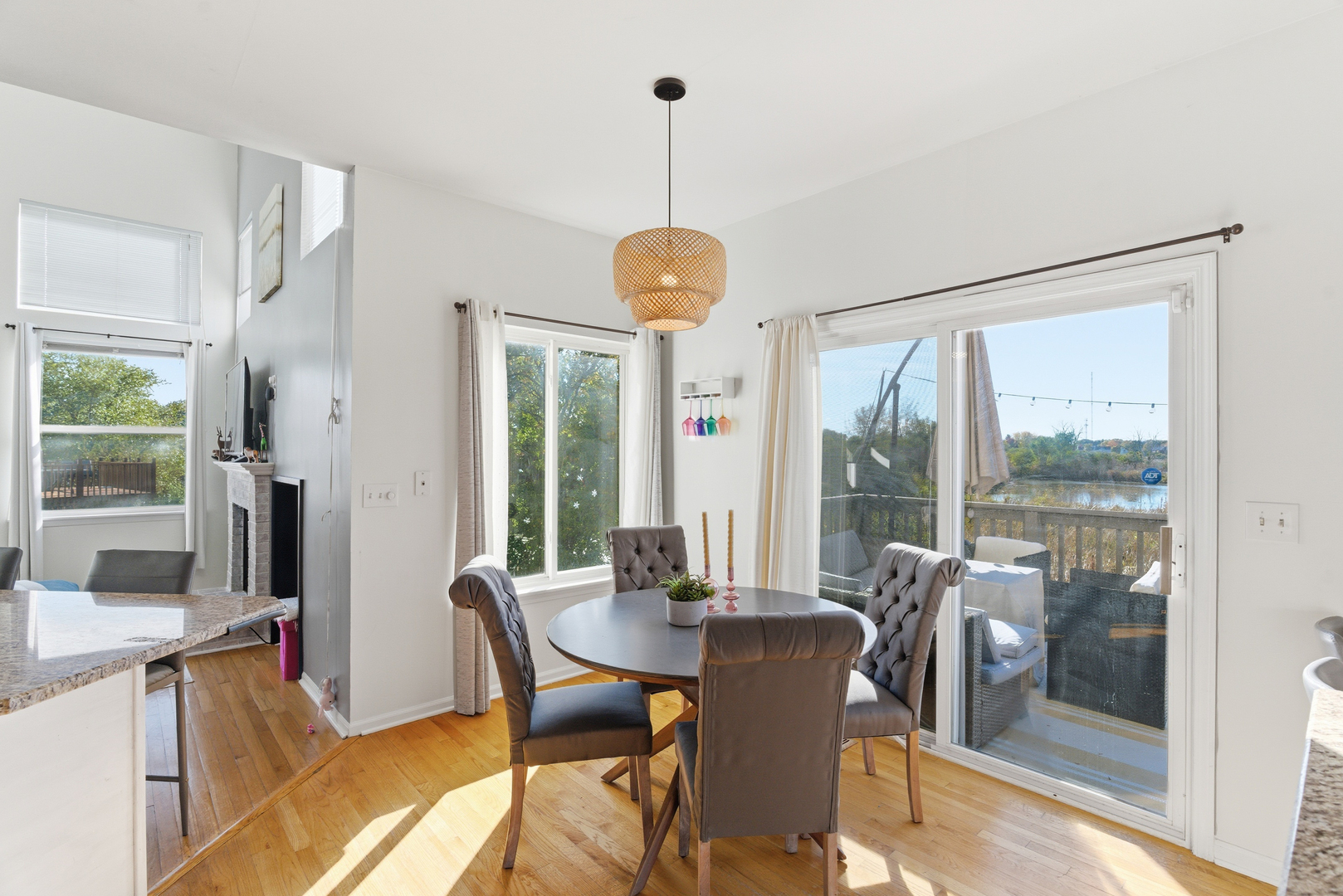 2526 Acorn Drive, Round Lake Beach, IL 60073