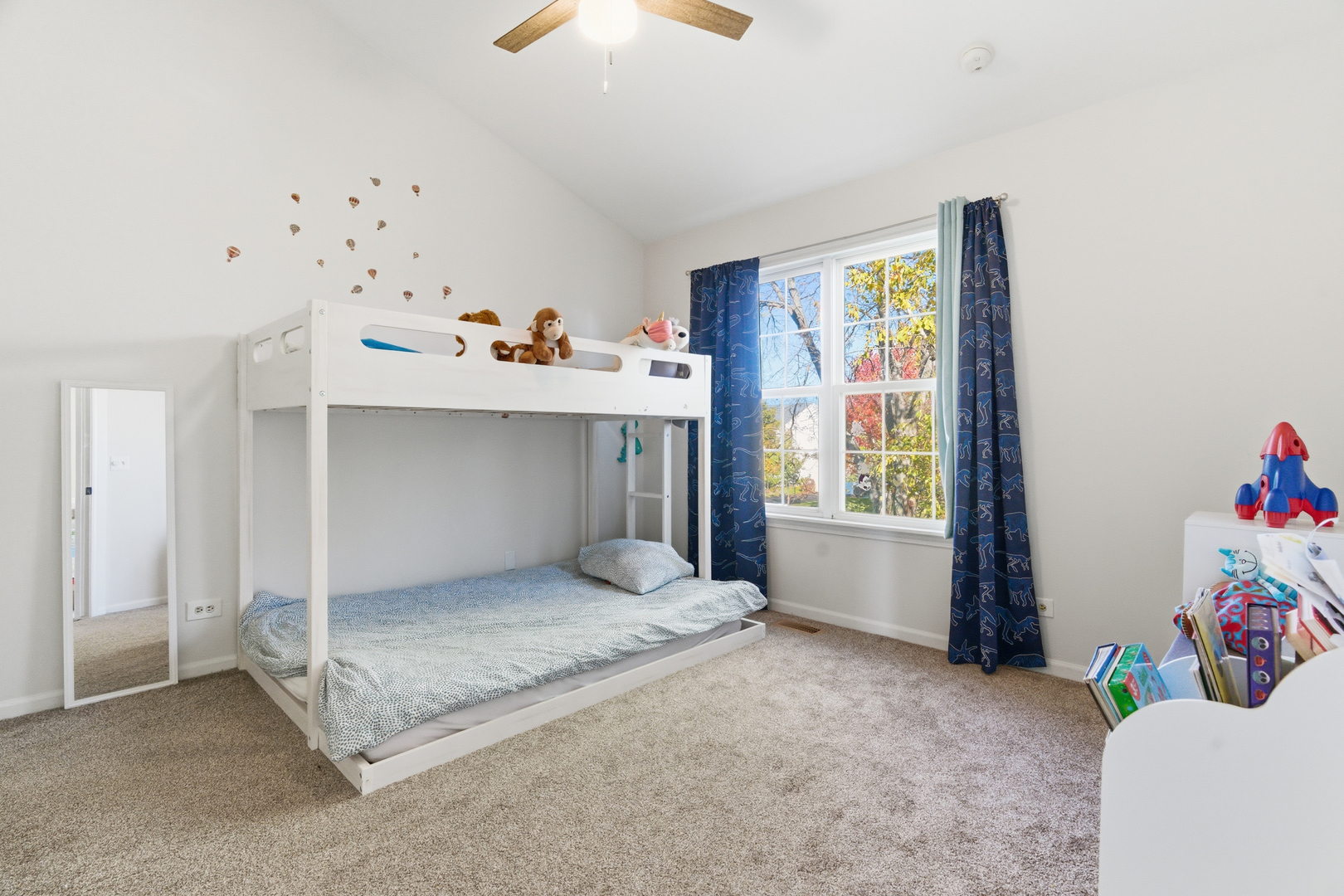 2526 Acorn Drive, Round Lake Beach, IL 60073