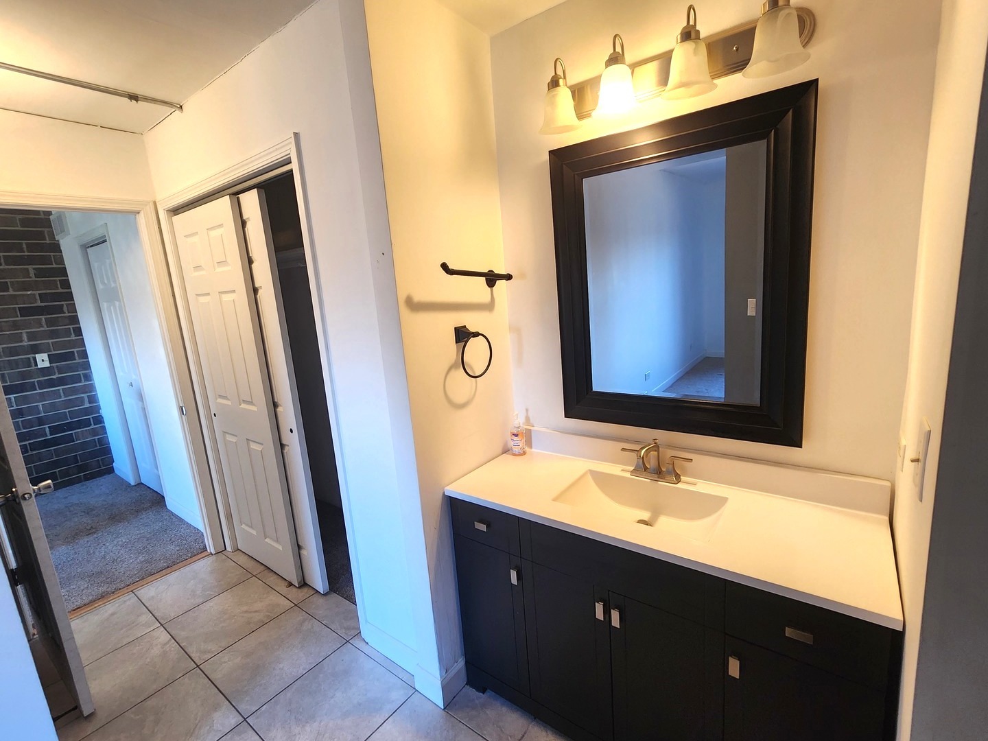 1503 Kenneth Circle, Elgin, IL 60120