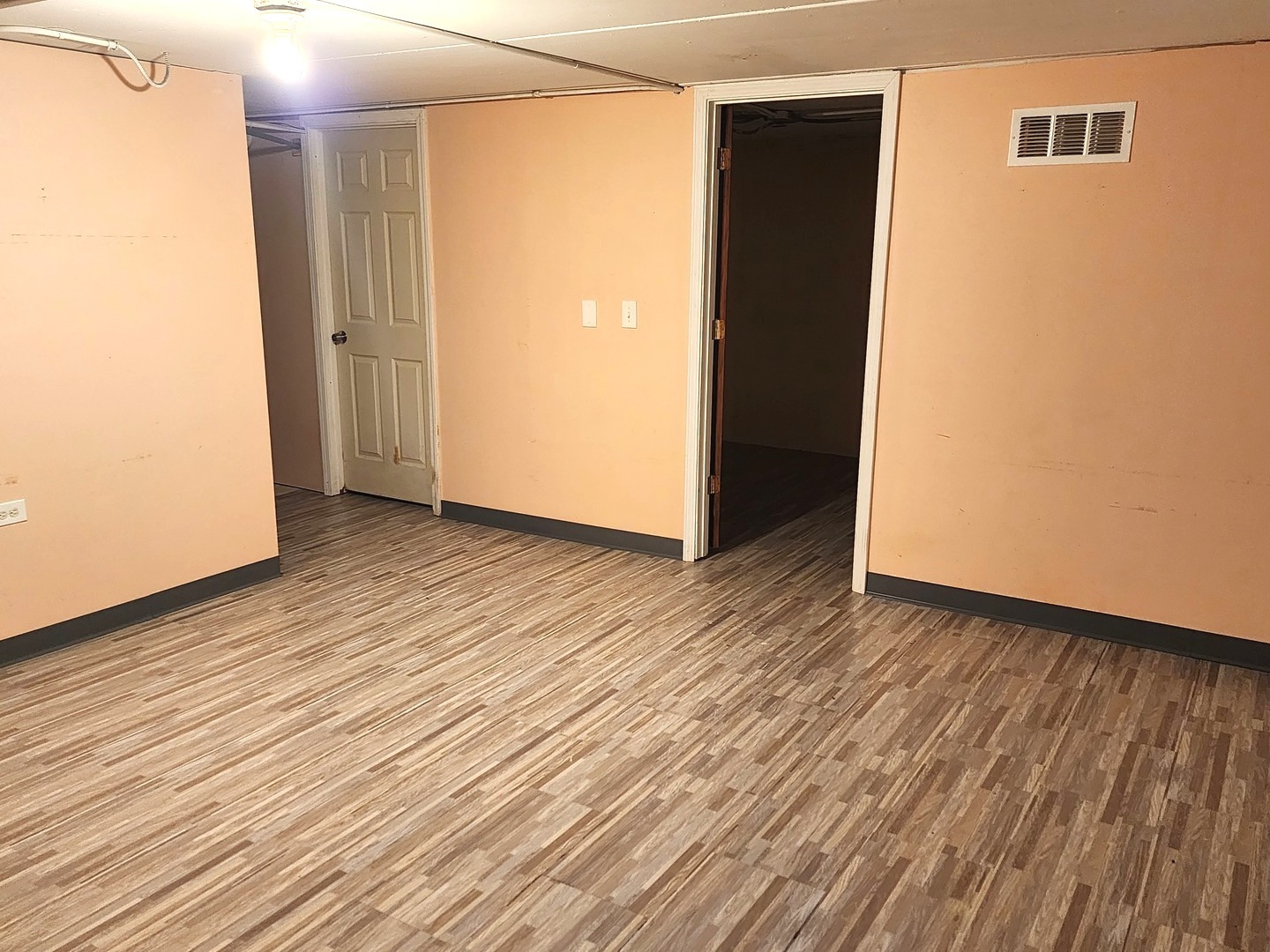 1503 Kenneth Circle, Elgin, IL 60120