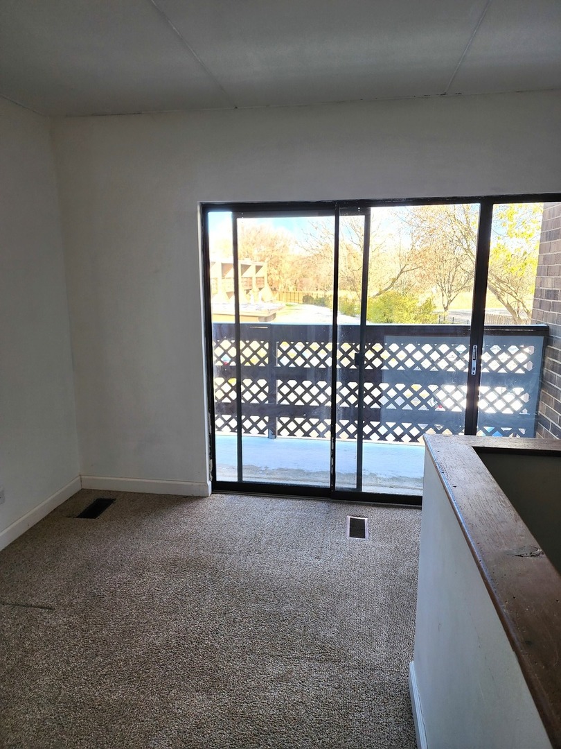 1503 Kenneth Circle, Elgin, IL 60120