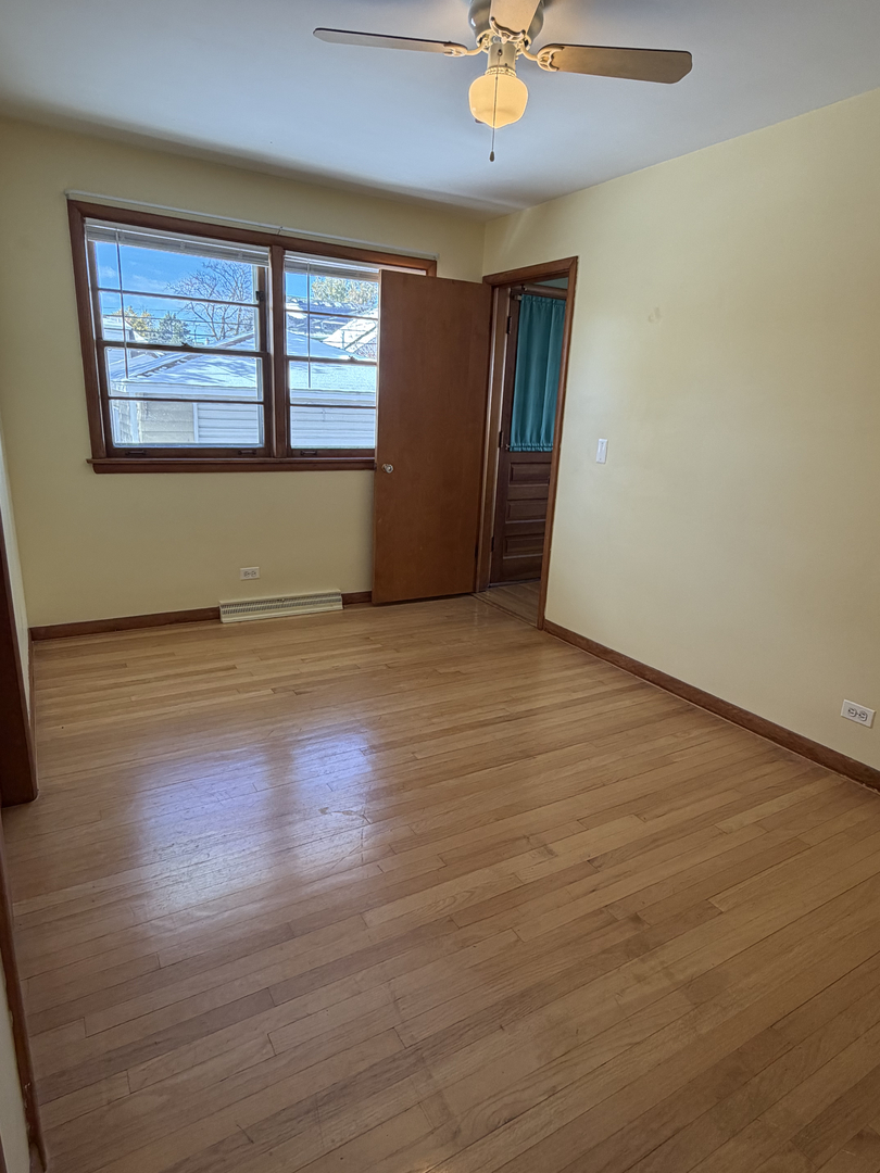 970 S Saylor Avenue, Elmhurst, IL 60126