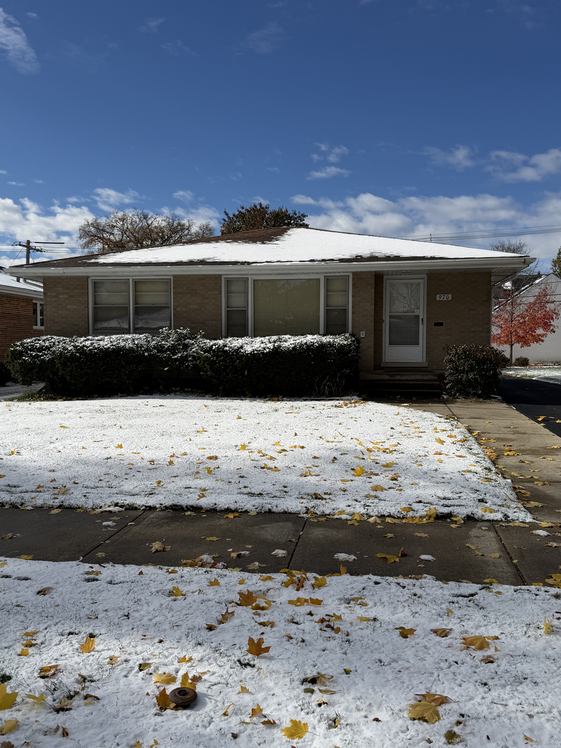 970 S Saylor Avenue, Elmhurst, IL 60126