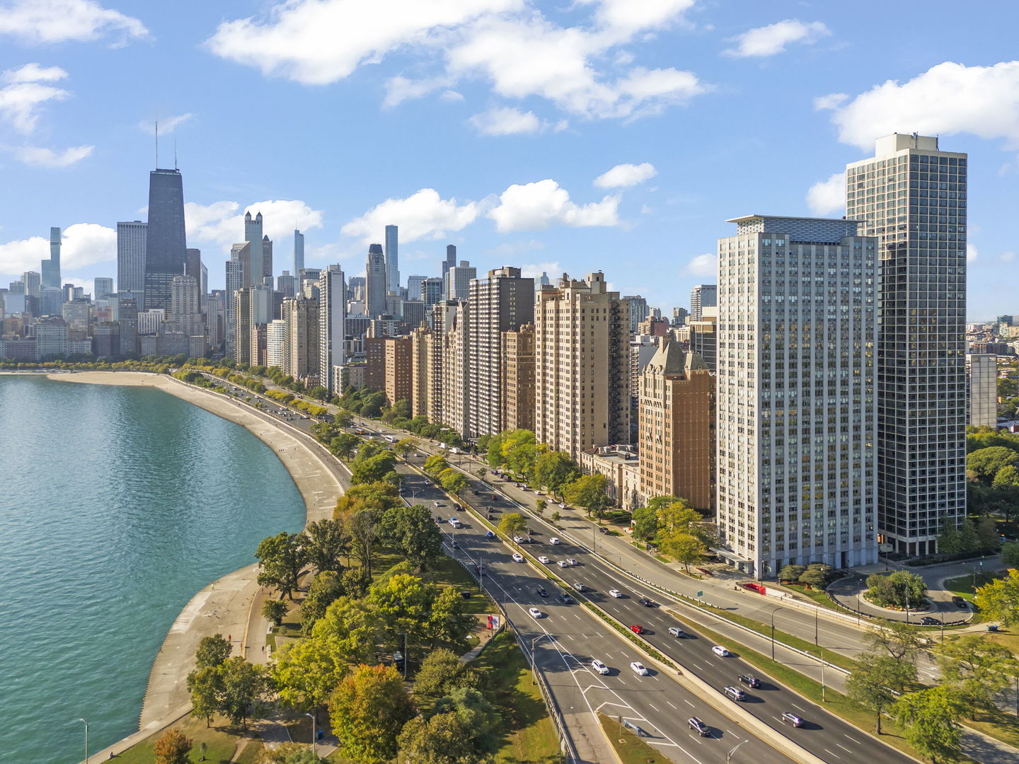 1550 N Lake Shore Drive #17B, Chicago, IL 60610