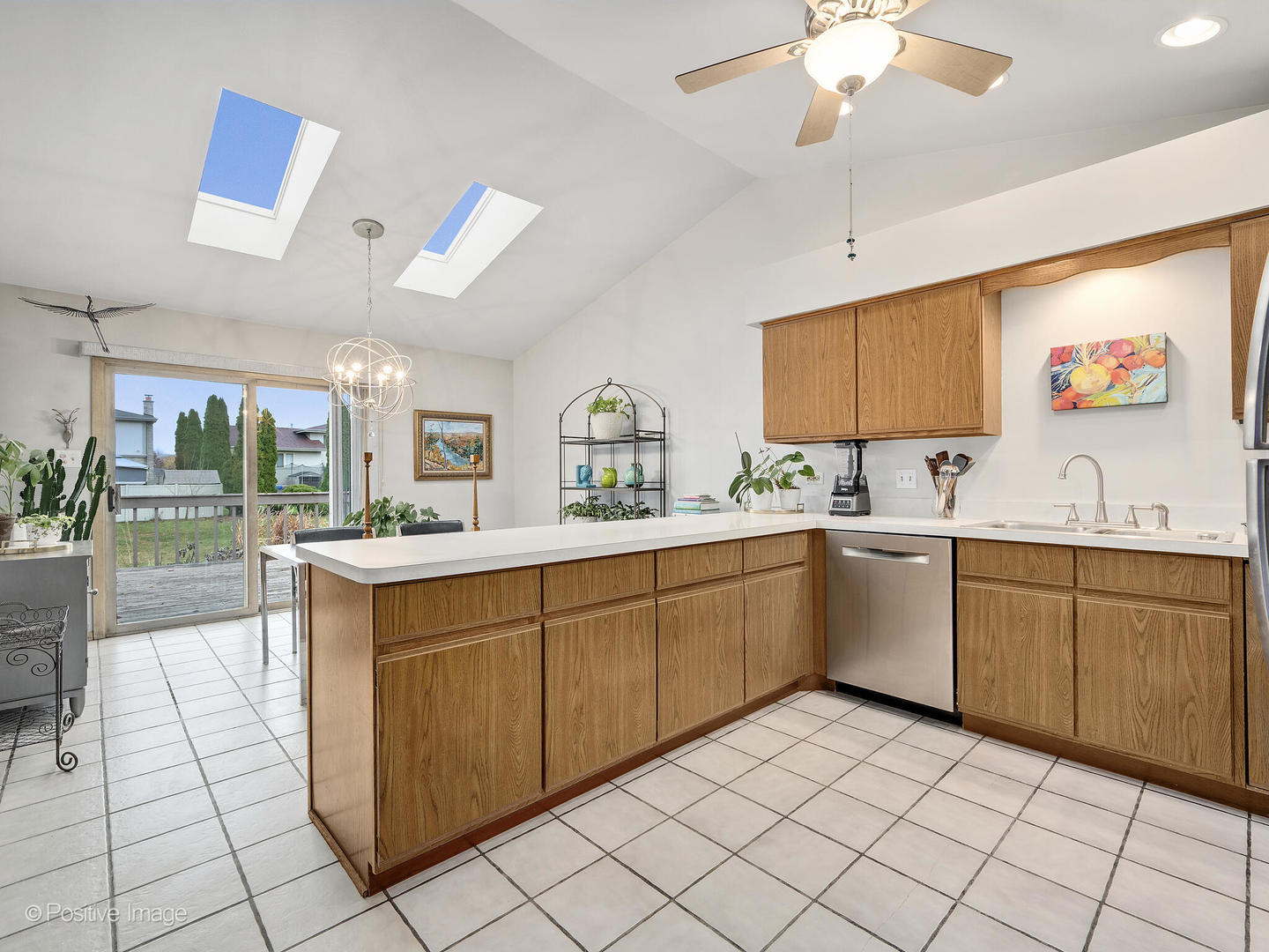 7203 S 86th Avenue, Justice, IL 60458