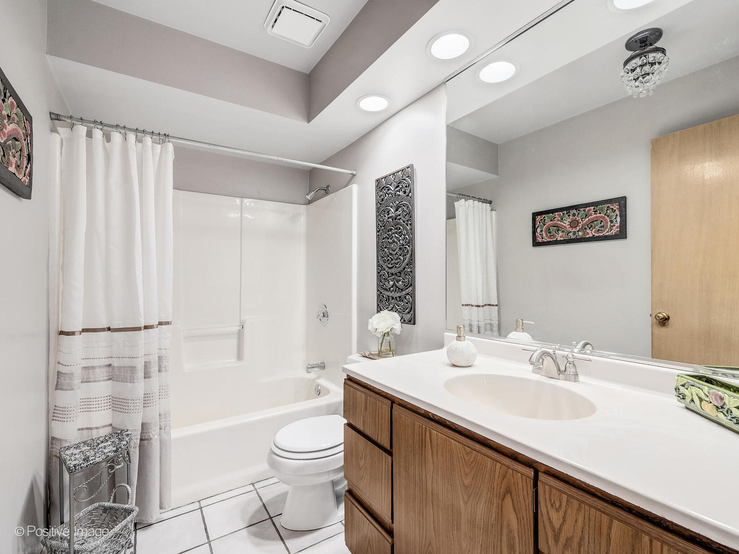 7203 S 86th Avenue, Justice, IL 60458