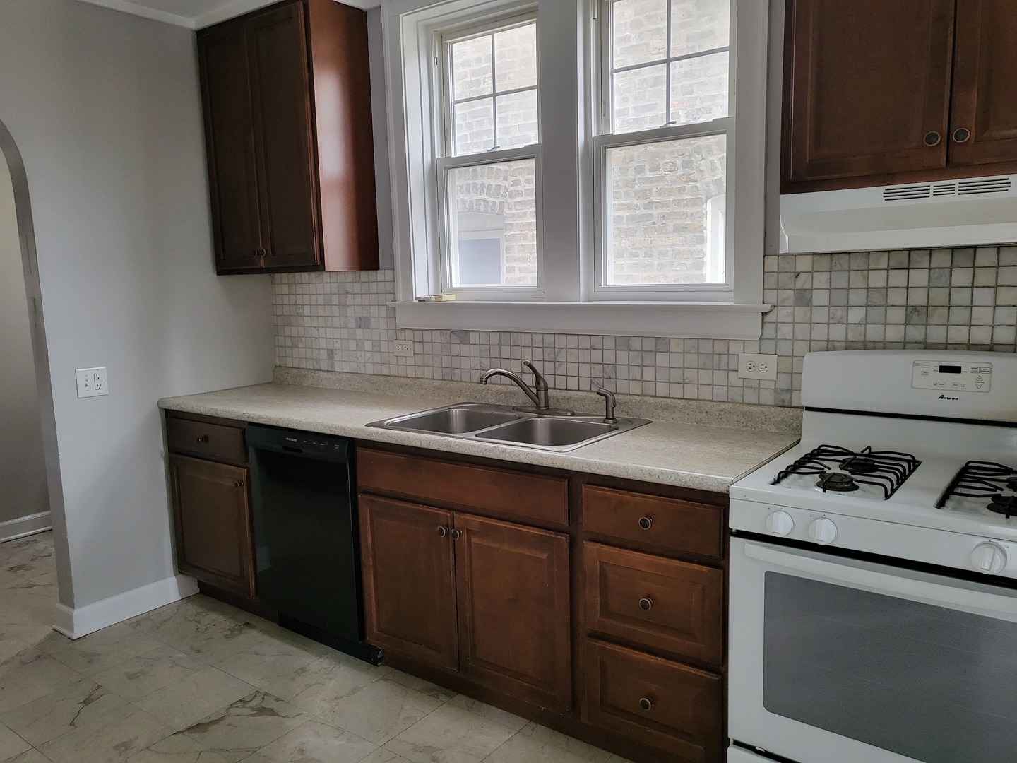 4831 Lee Street, Skokie, IL 60077