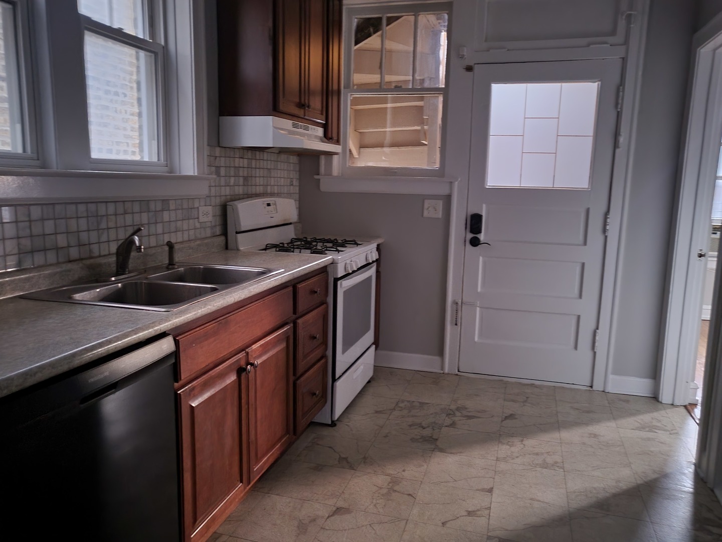 4831 Lee Street, Skokie, IL 60077