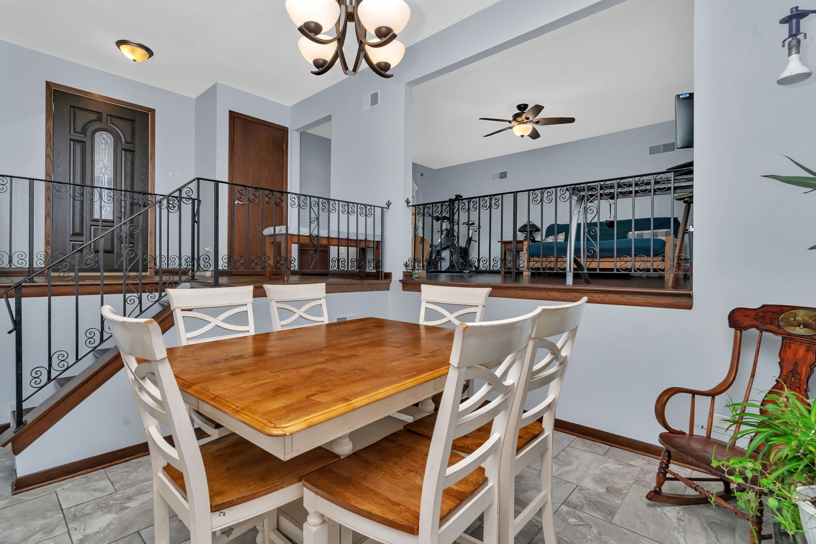 24556 W Lancelot Lane, Shorewood, IL 60404