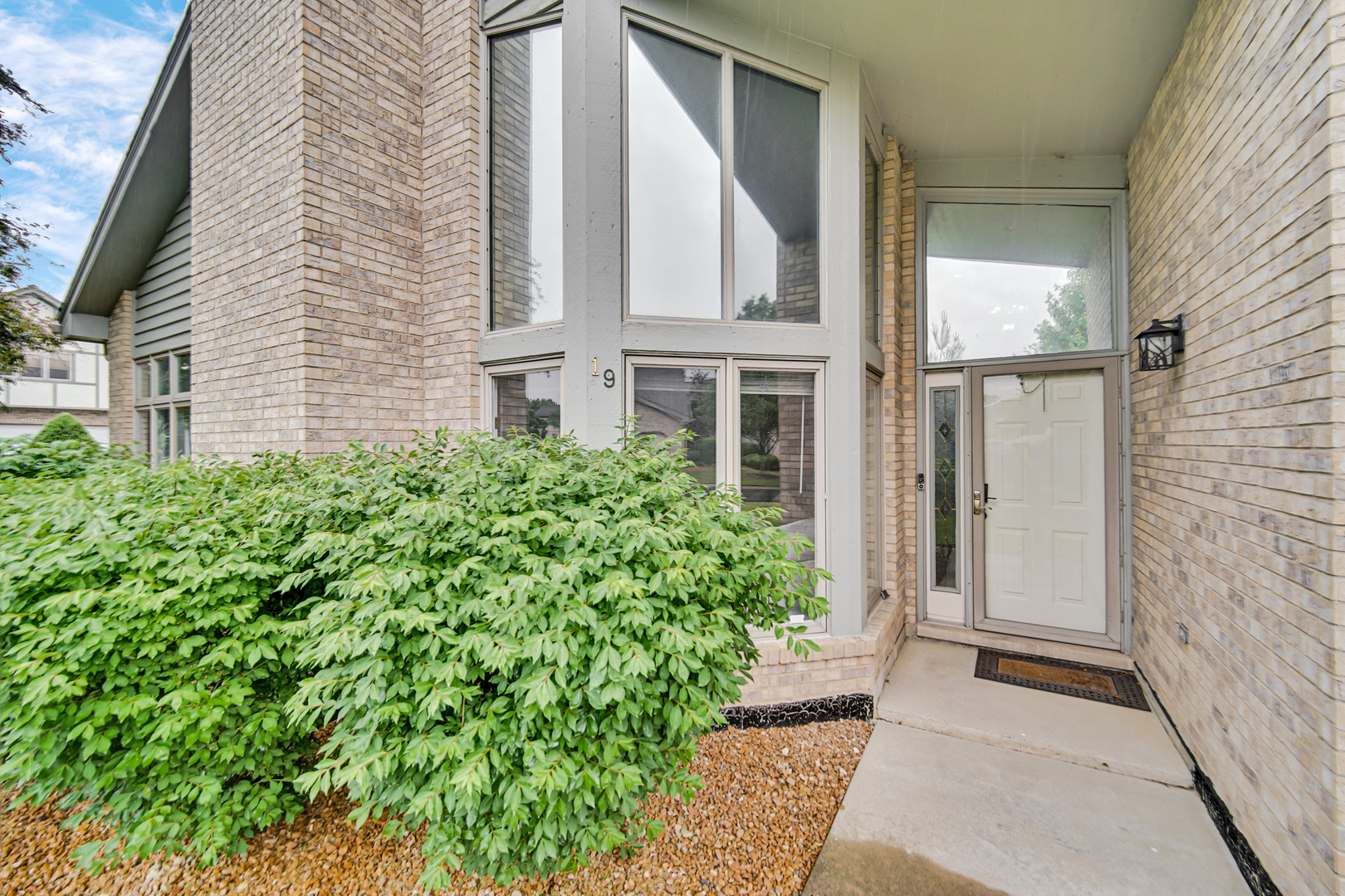 19 W Bay Road, Palos Heights, IL 60463