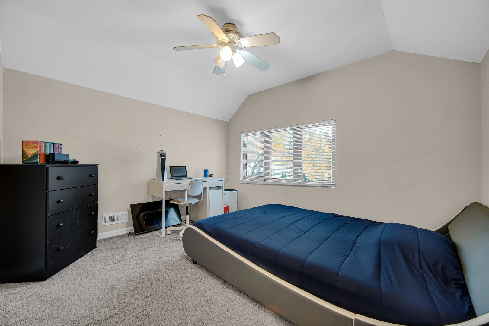 1635 Linden Road, Homewood, IL 60430