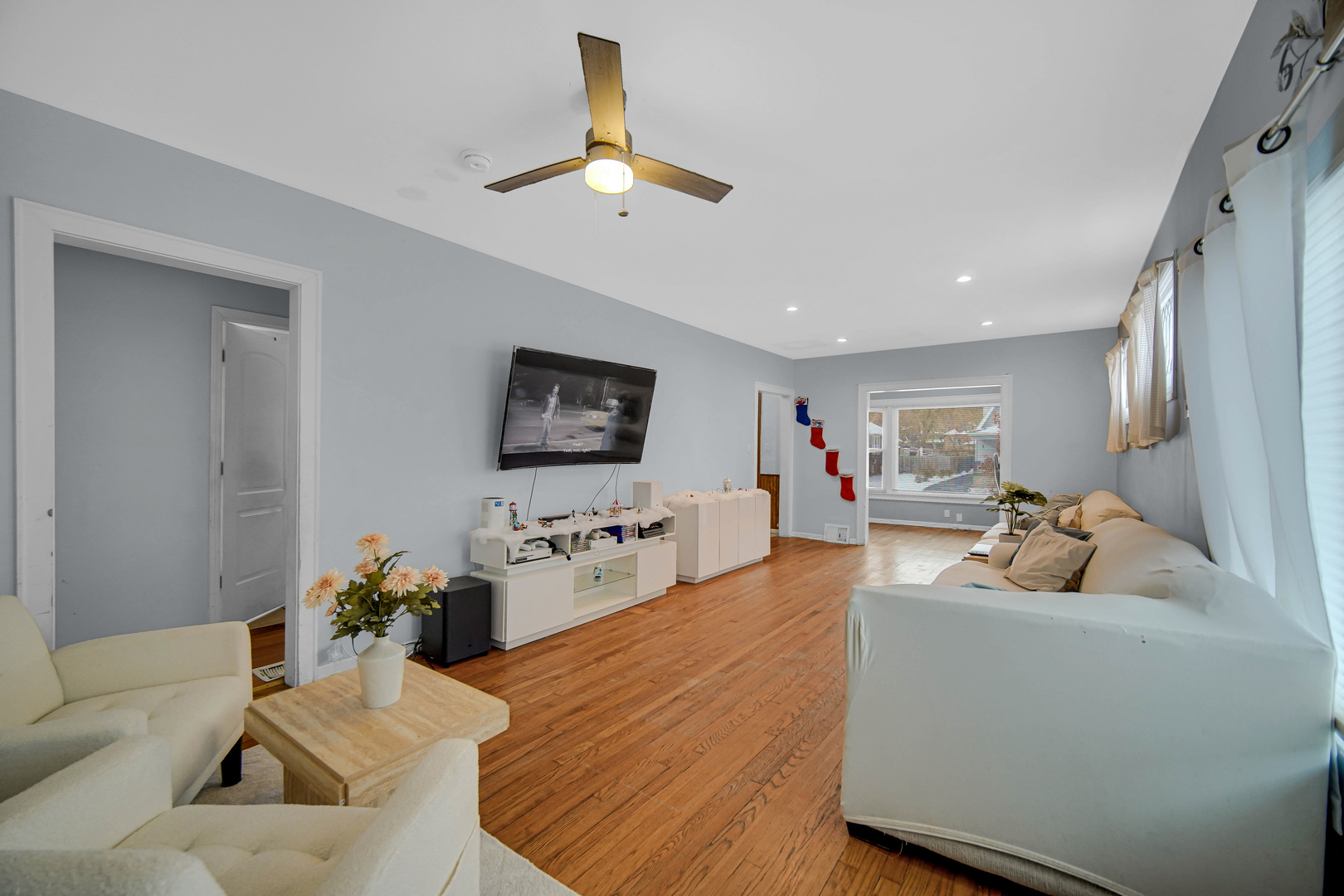 1635 Linden Road, Homewood, IL 60430