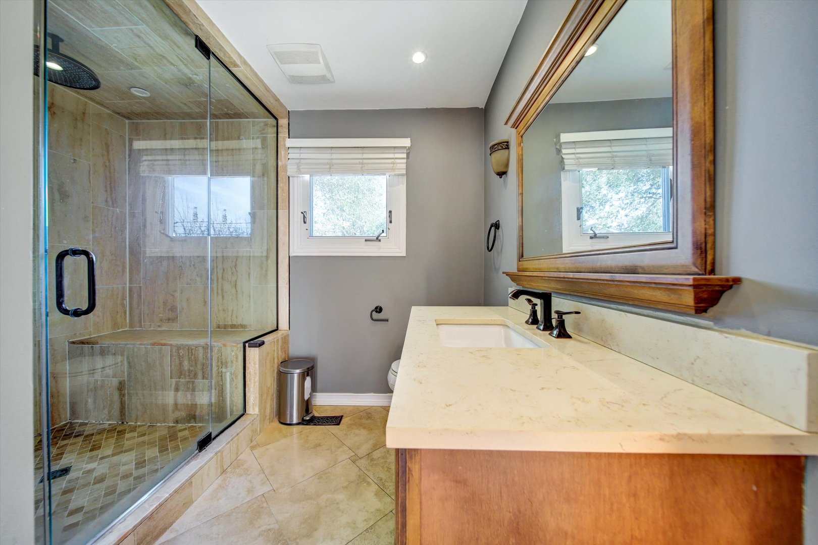 1691 JEFFREY Avenue, Glendale Heights, IL 60139