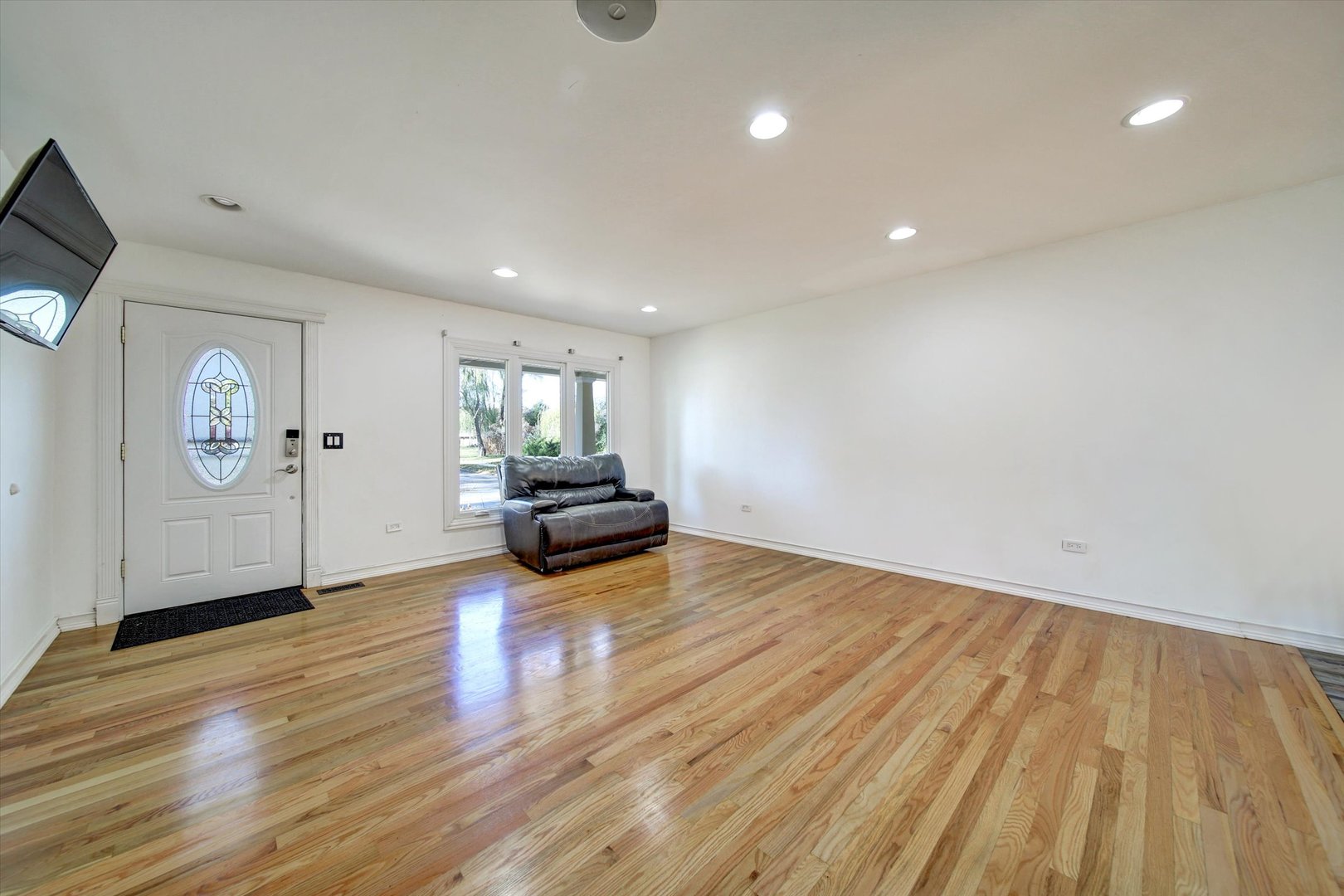 1691 JEFFREY Avenue, Glendale Heights, IL 60139