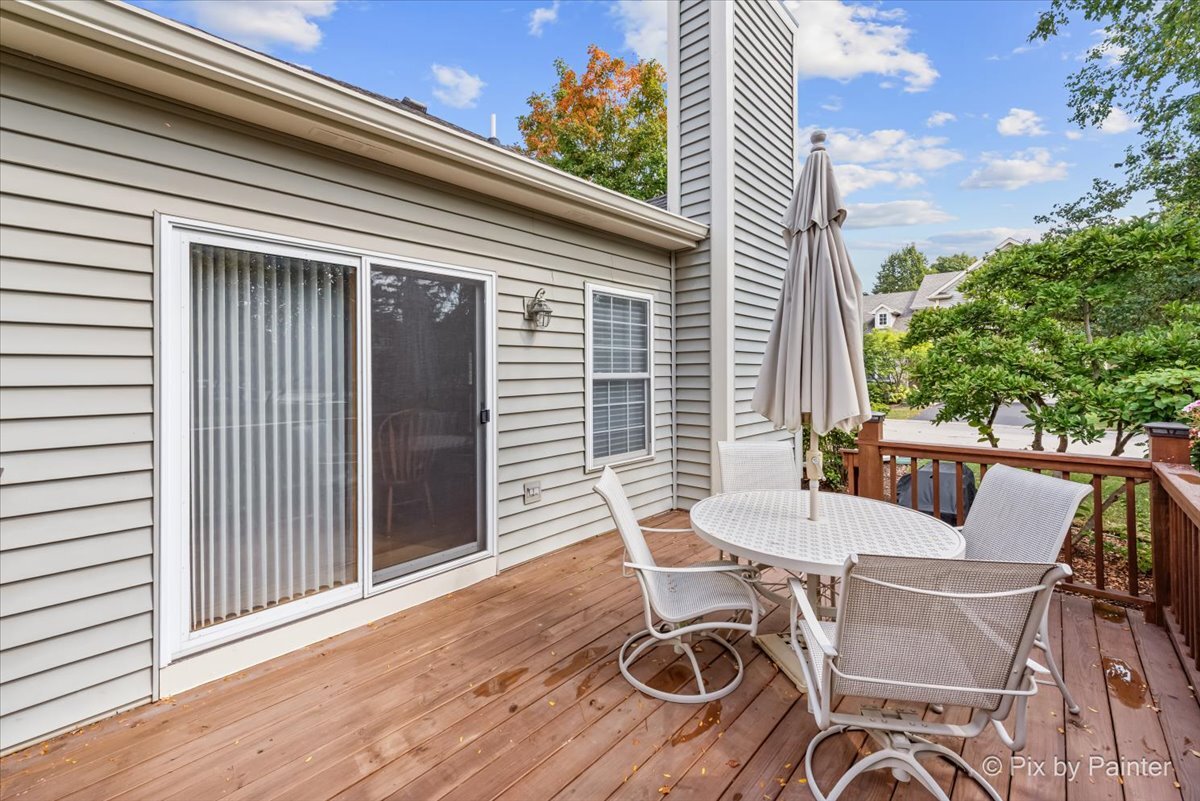 4051 Willow View Drive, Lake In The Hills, IL 60156