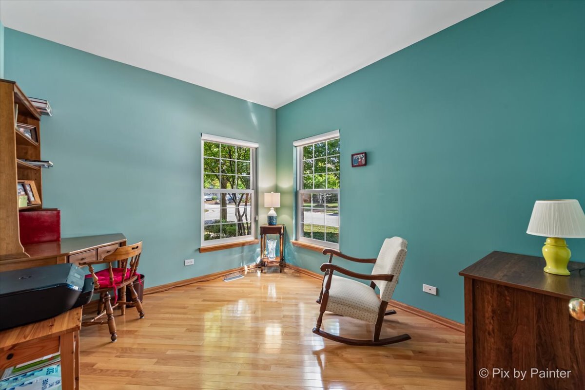 4051 Willow View Drive, Lake In The Hills, IL 60156