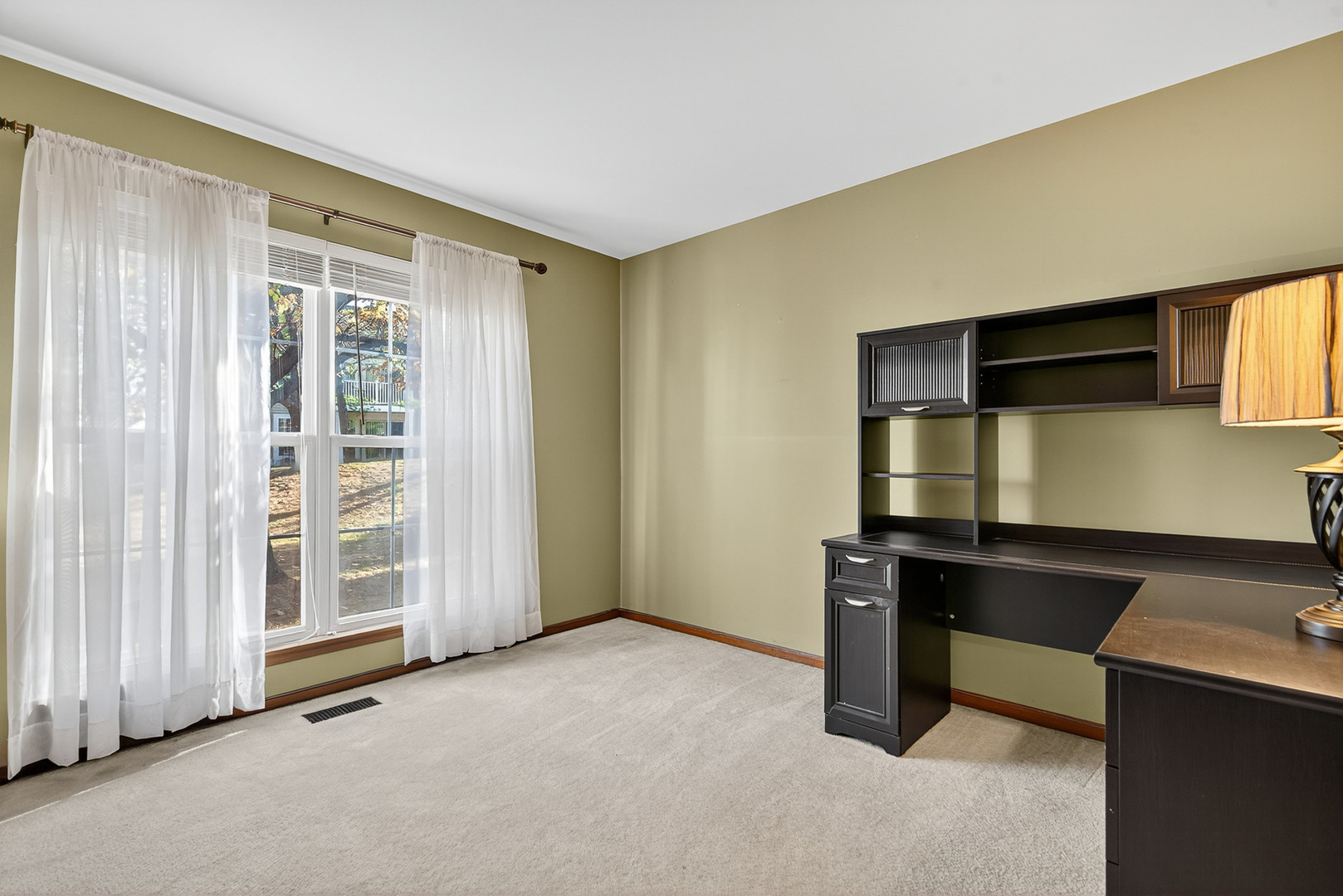 909 Little Falls Court #909, Elk Grove Village, IL 60007