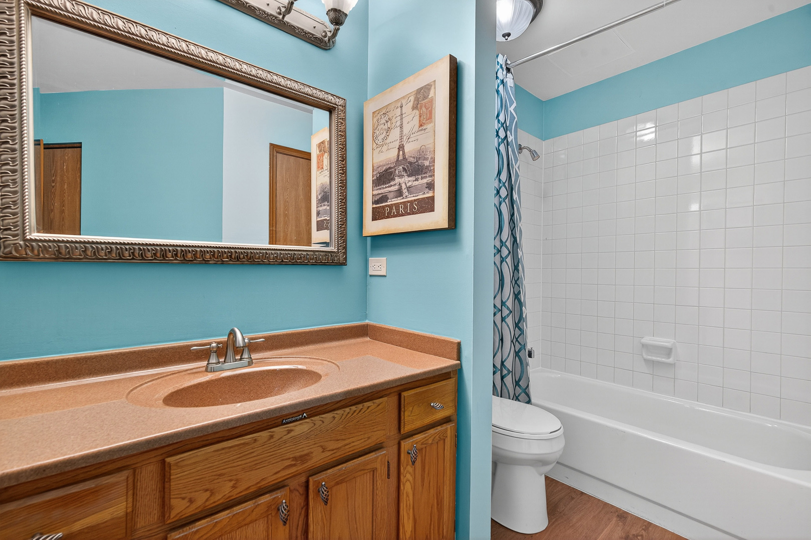 909 Little Falls Court #909, Elk Grove Village, IL 60007