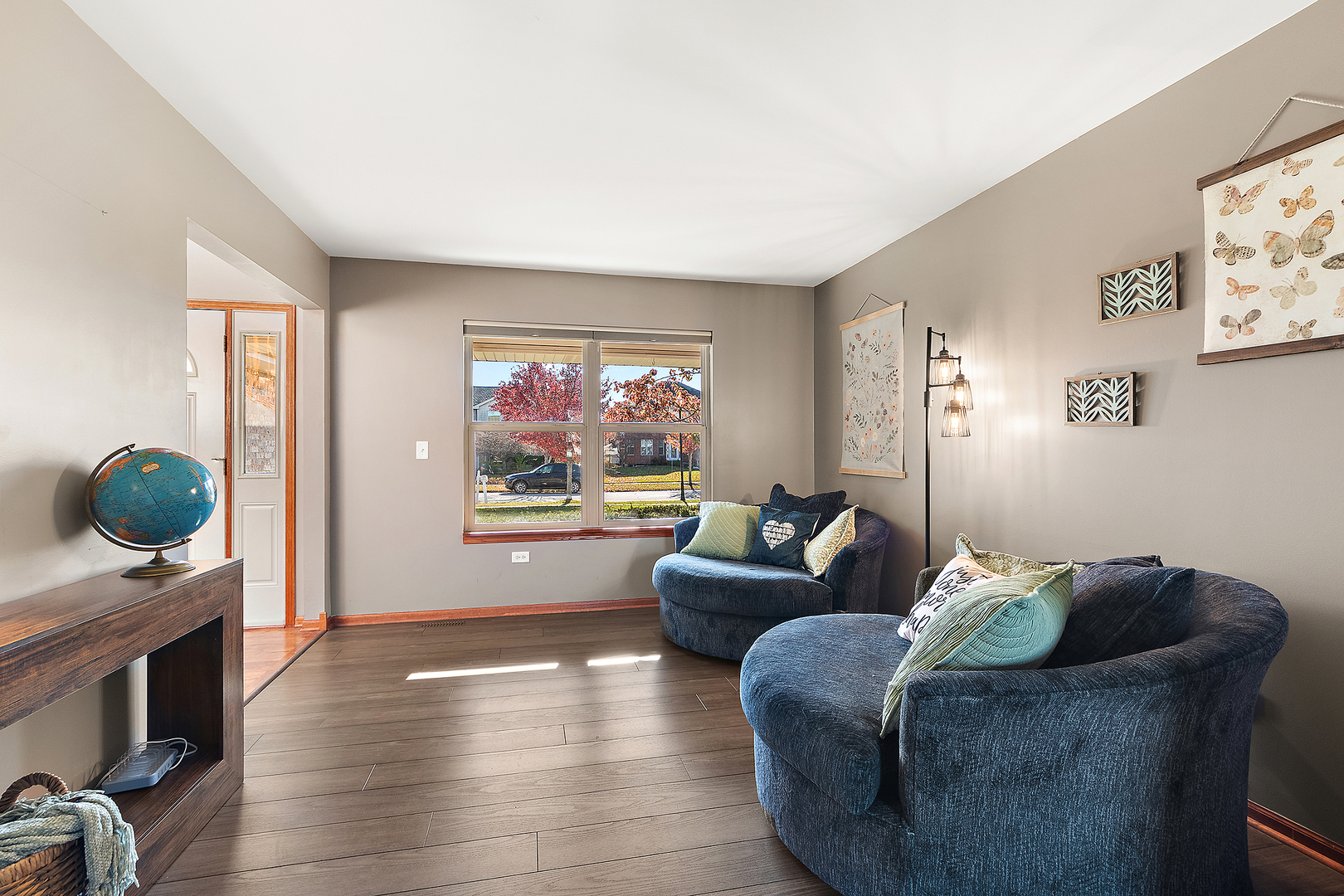 8100 W Rosebury Drive, Frankfort, IL 60423