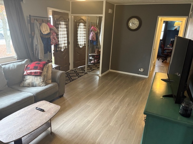 1002 Plaza Drive, Joliet, IL 60435