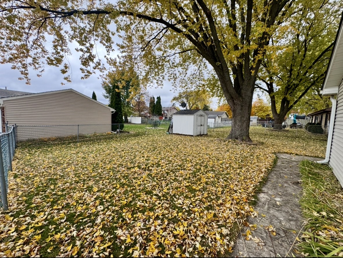 8112 S Applewood Court, Hanover Park, IL 60133