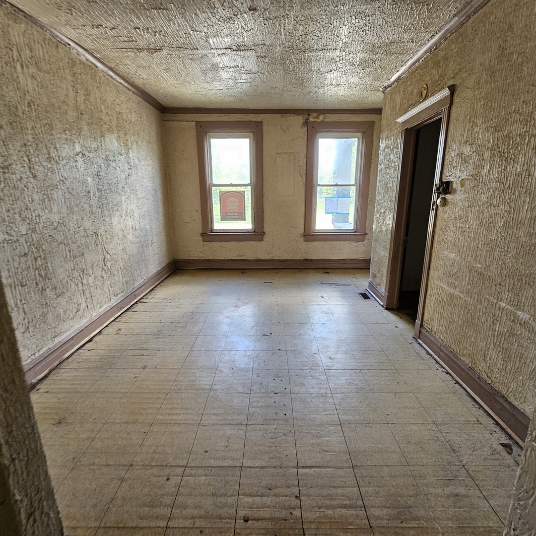 6431 S Racine Avenue, Chicago, IL 60636