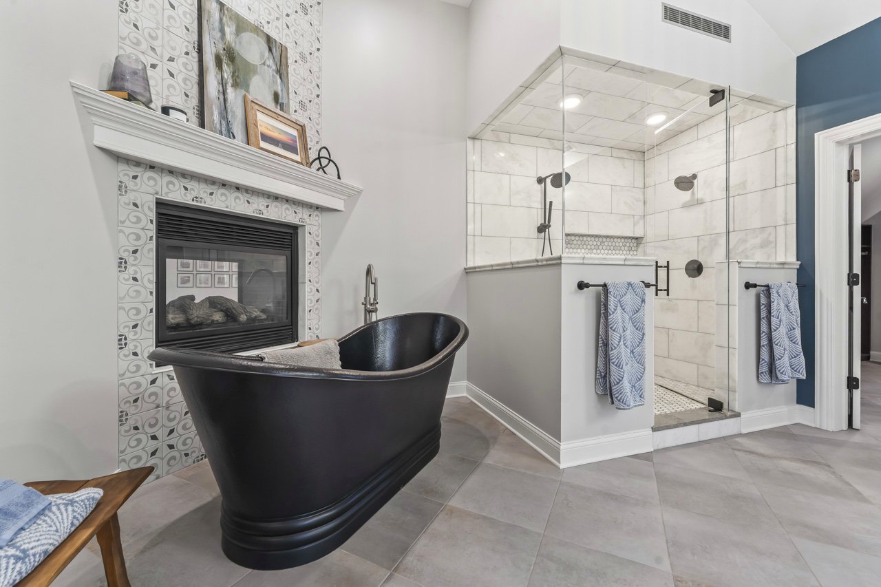 6209 Whiteoak Drive, McHenry, IL 60050