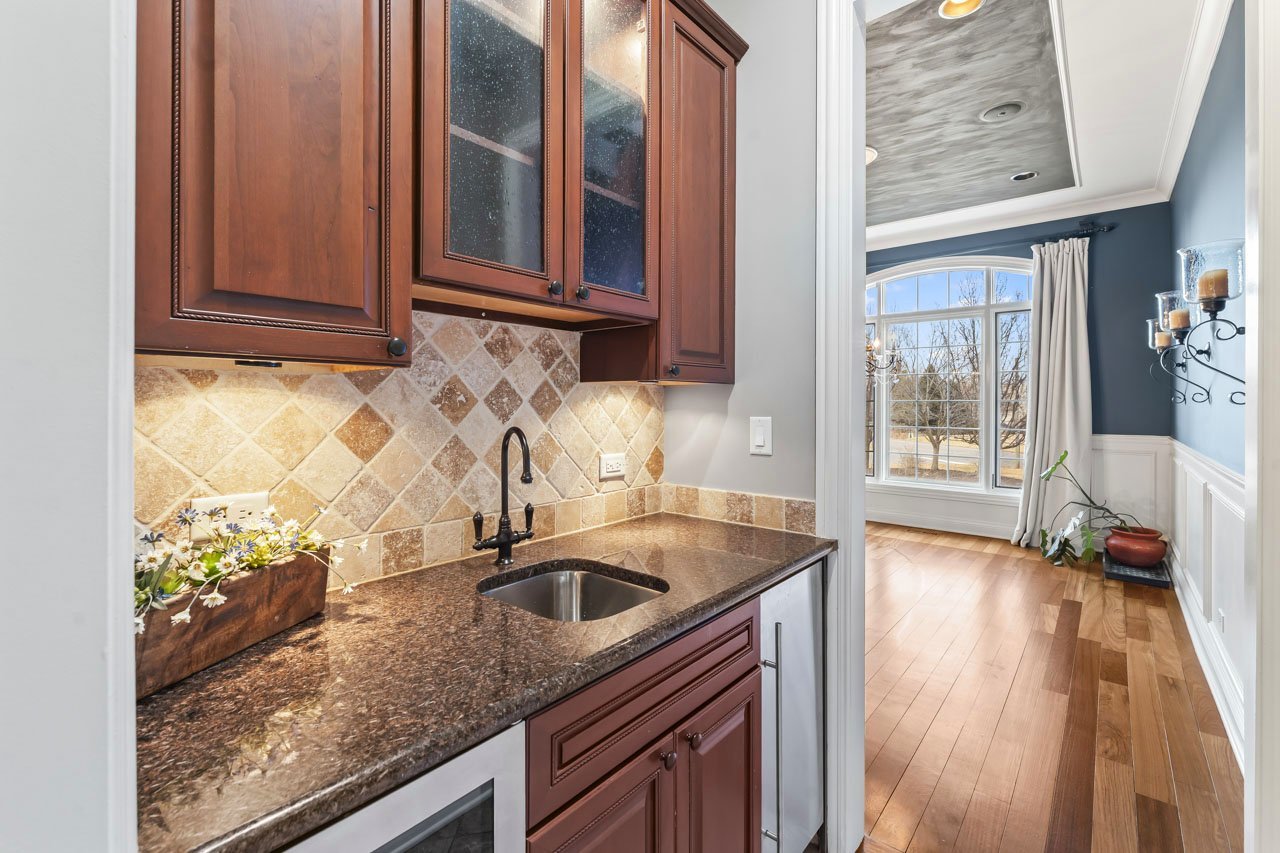 6209 Whiteoak Drive, McHenry, IL 60050