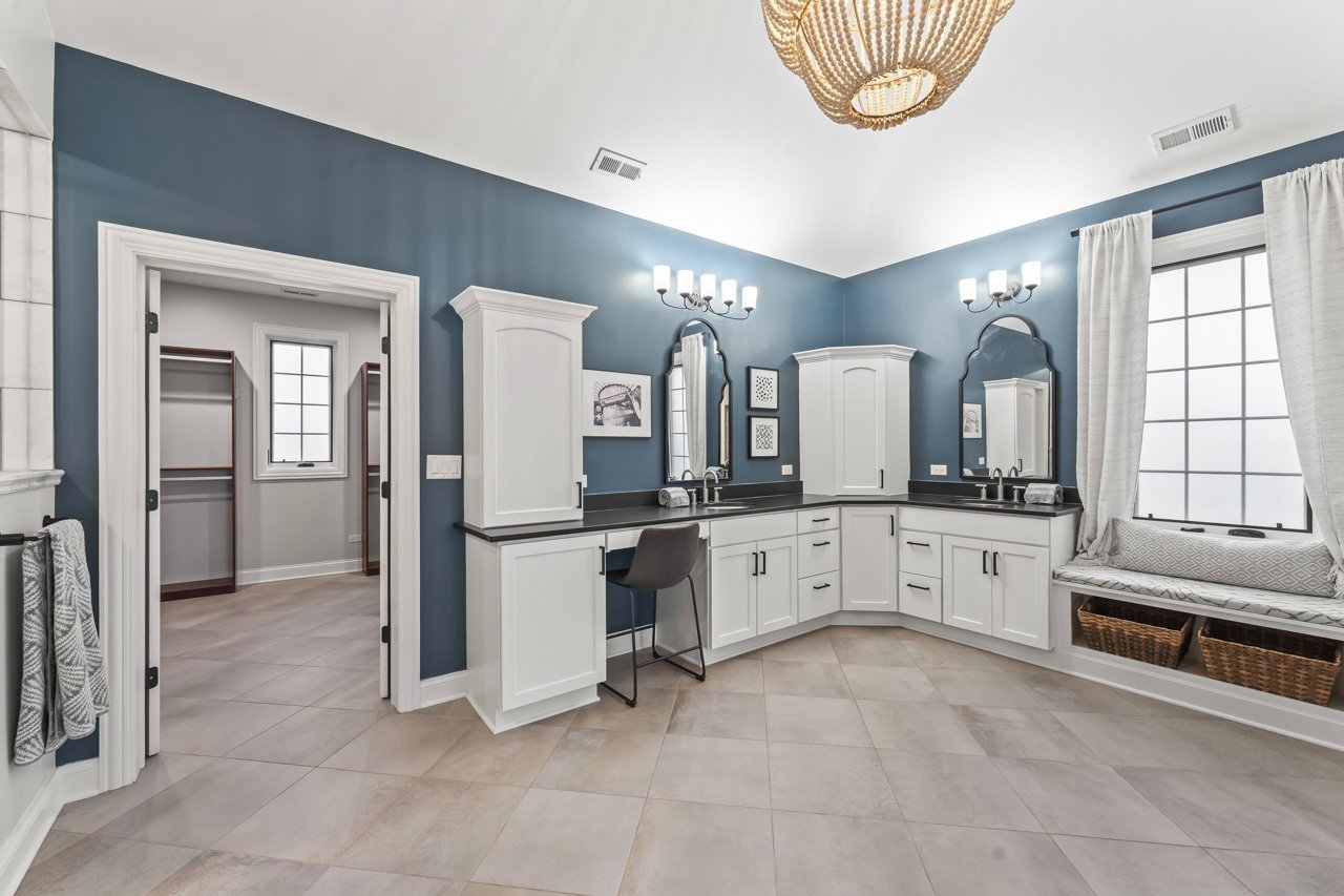 6209 Whiteoak Drive, McHenry, IL 60050