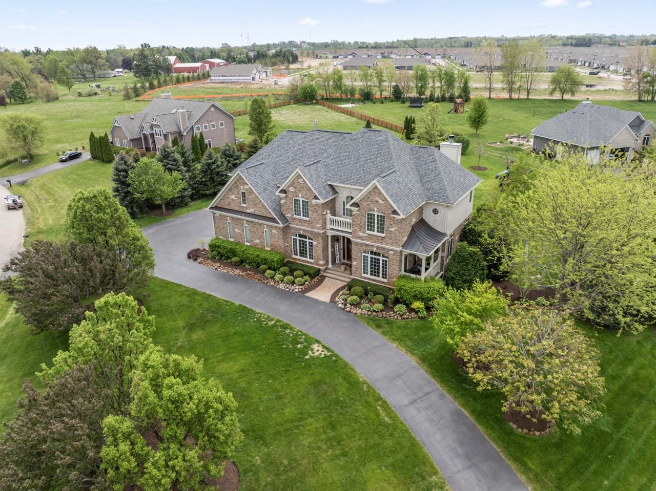 6209 Whiteoak Drive, McHenry, IL 60050