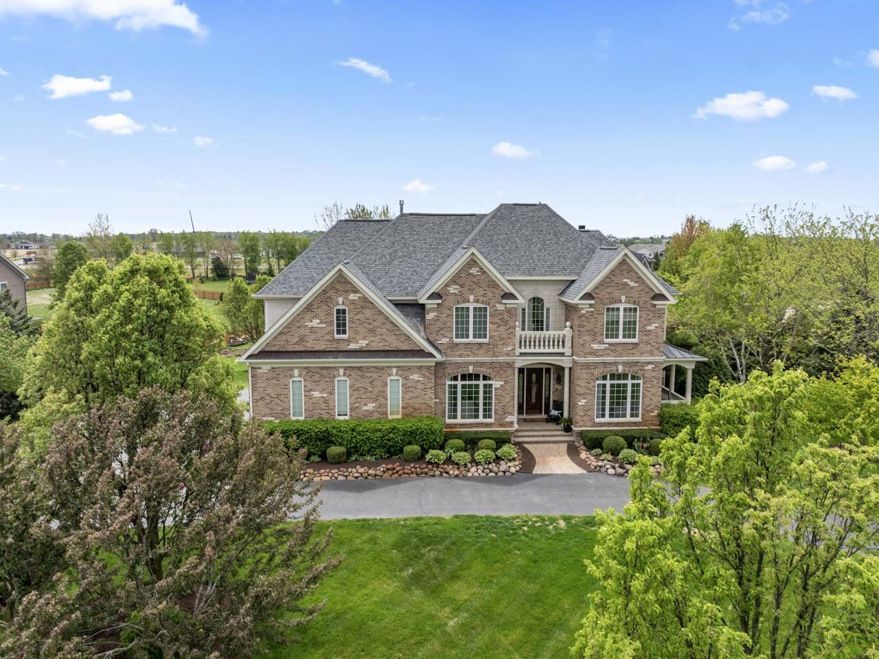 6209 Whiteoak Drive, McHenry, IL 60050