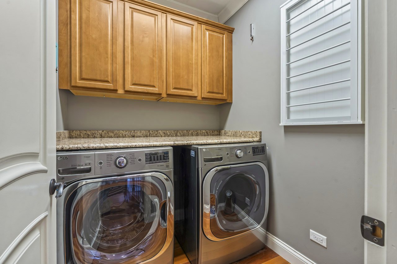 6209 Whiteoak Drive, McHenry, IL 60050