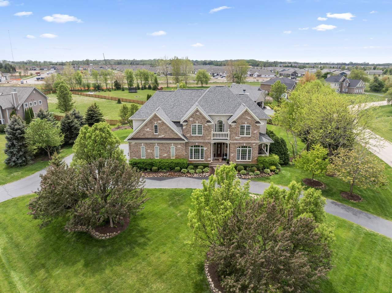 6209 Whiteoak Drive, McHenry, IL 60050