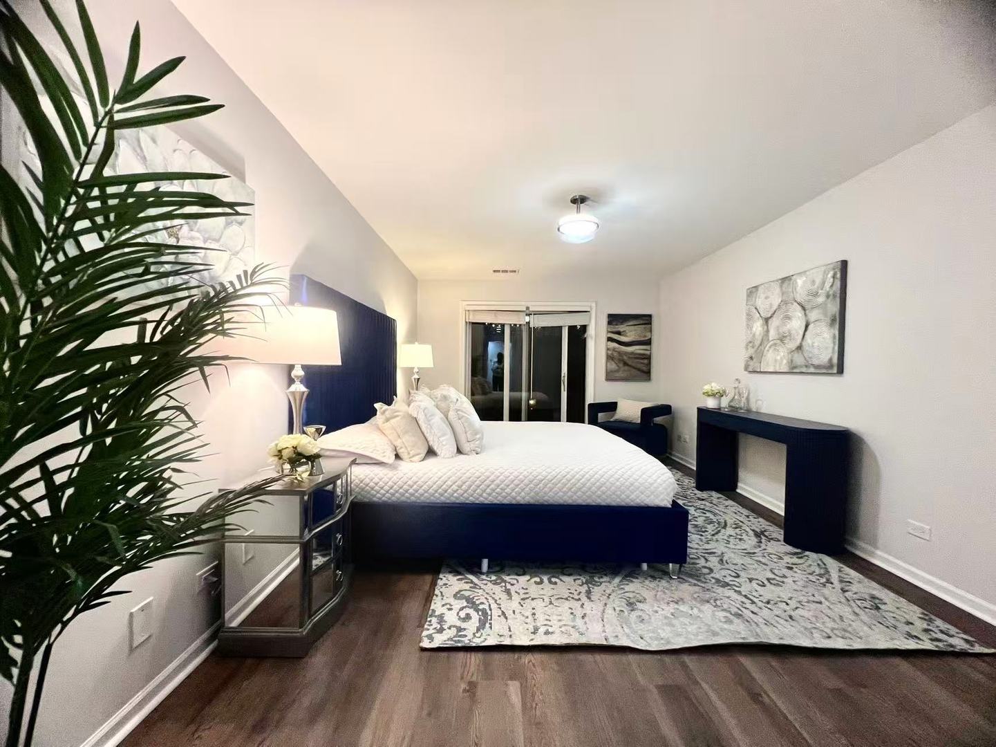 2040 N Sedgwick Street #H, Chicago, IL 60614