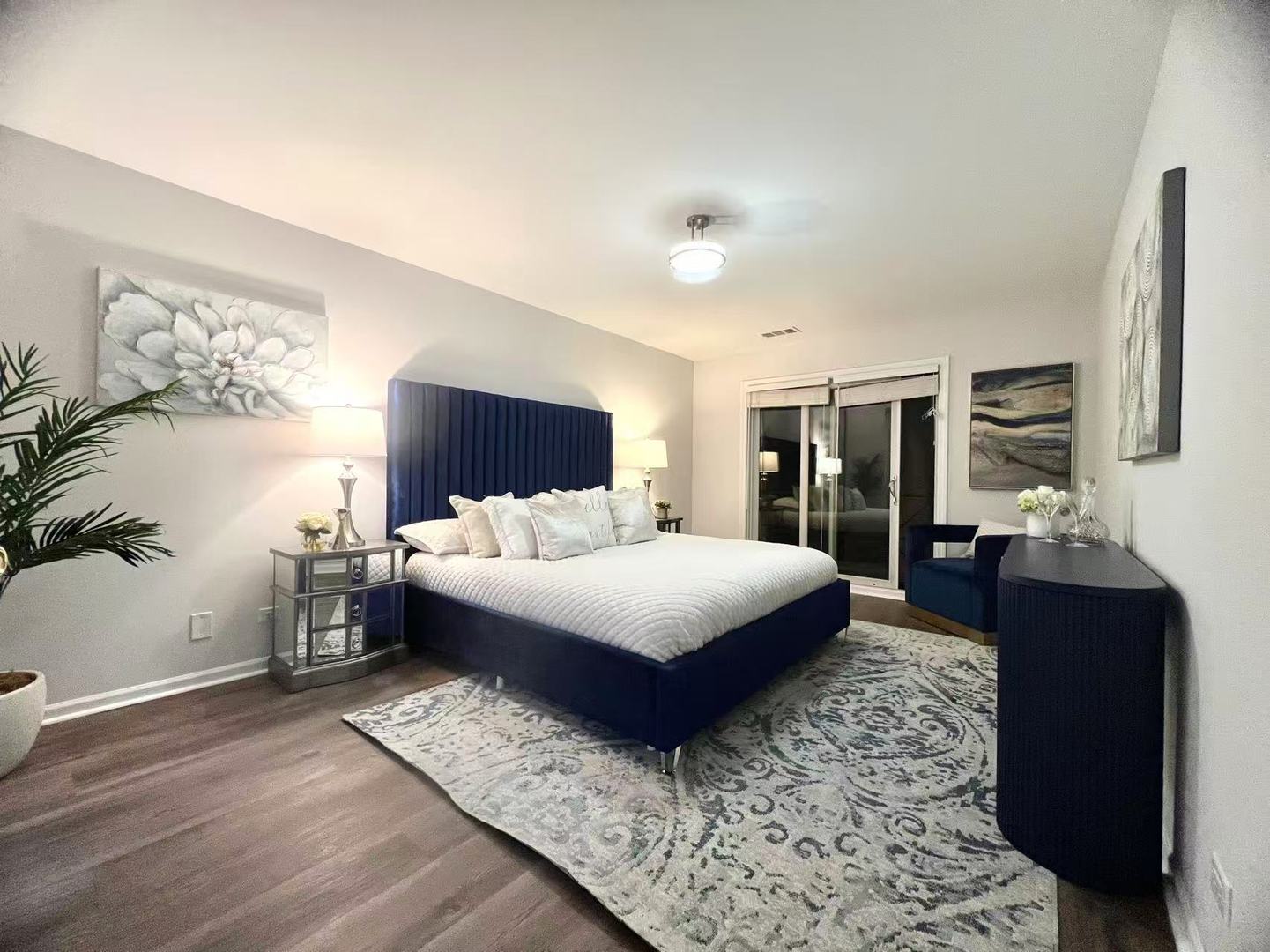 2040 N Sedgwick Street #H, Chicago, IL 60614