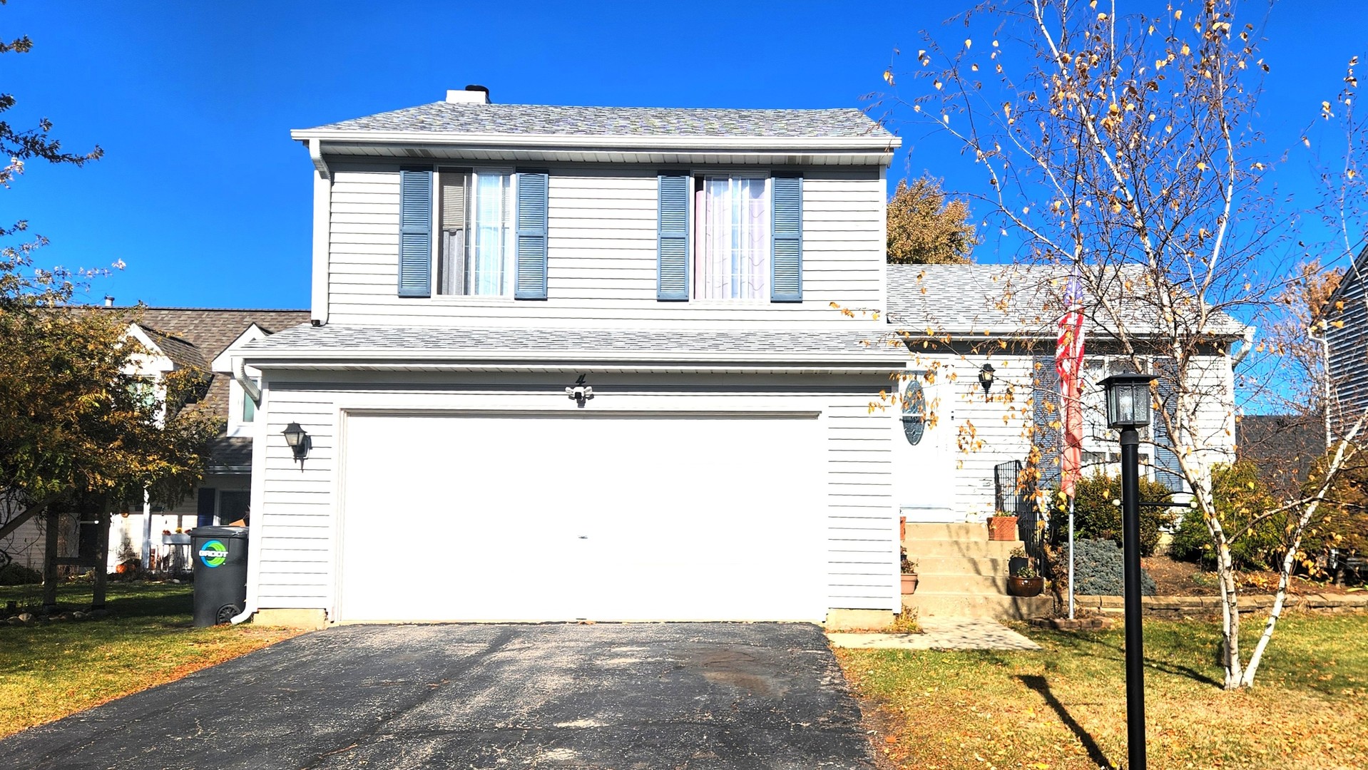 4 Aspen Court, Streamwood, IL 60107