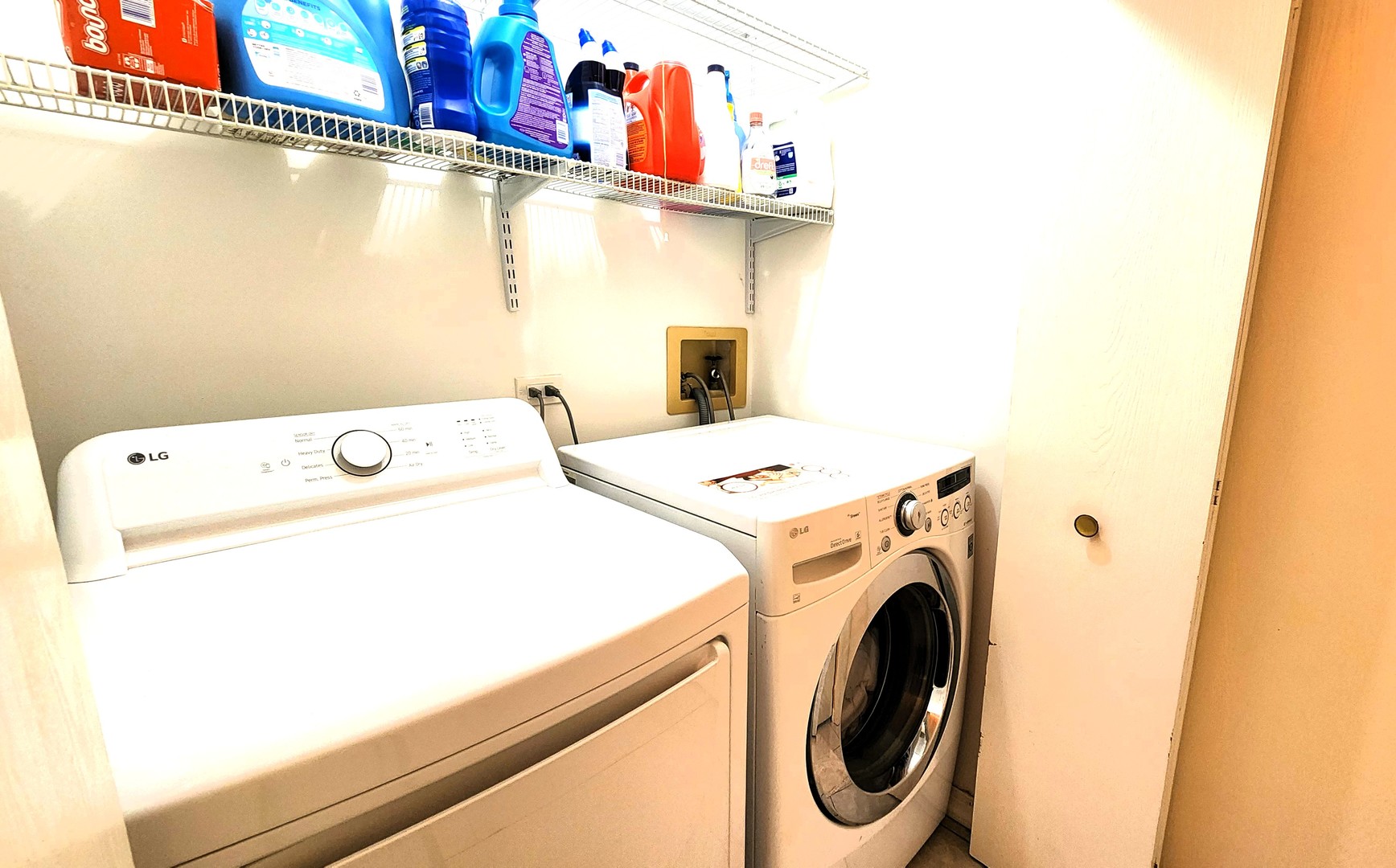 4 Aspen Court, Streamwood, IL 60107