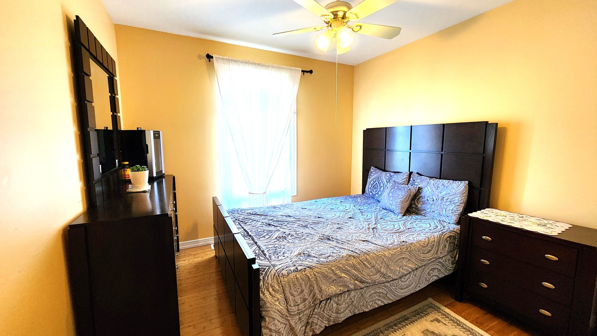 4 Aspen Court, Streamwood, IL 60107