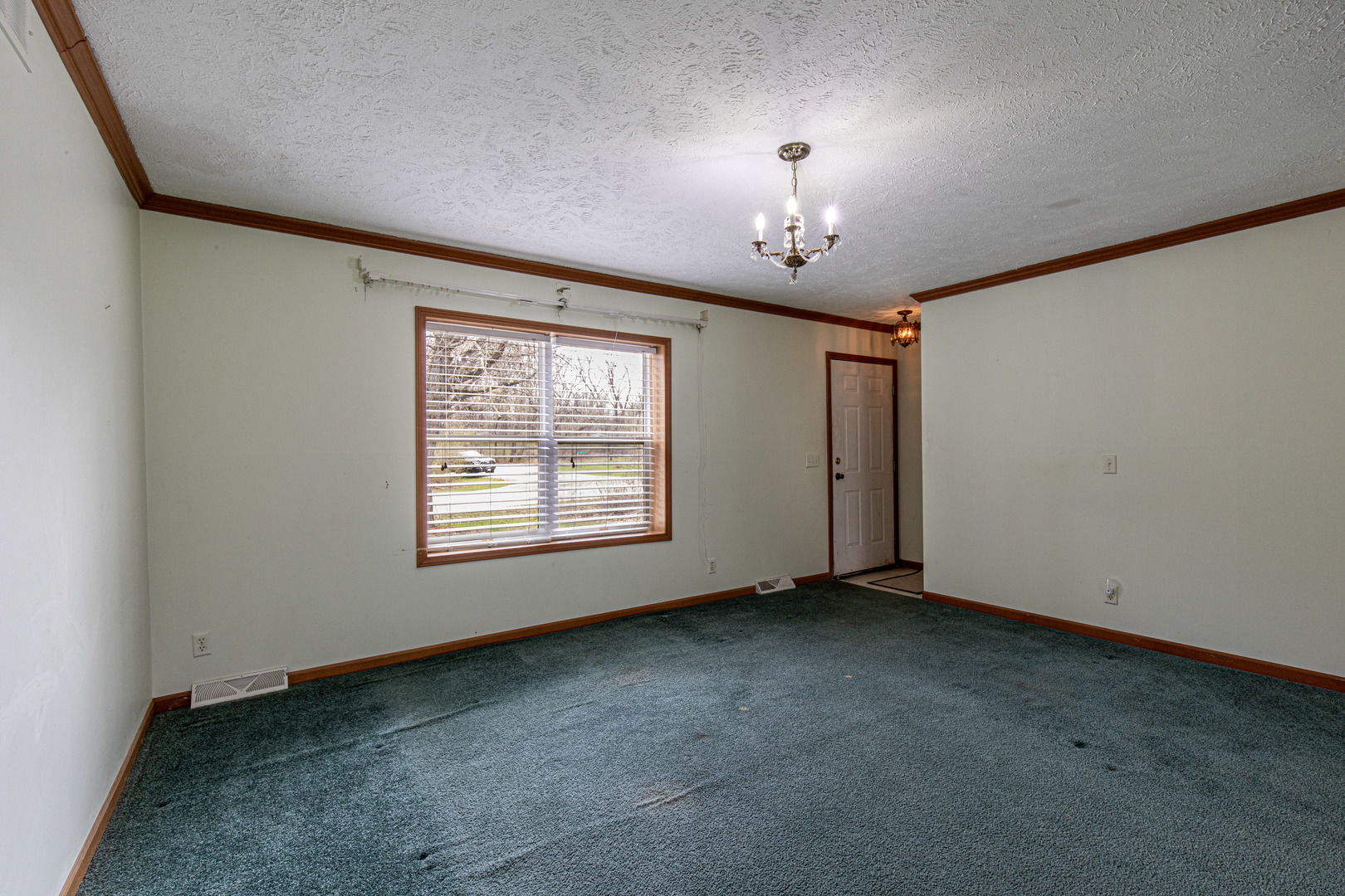 39 Timberlane Drive, Putnam, IL 61560