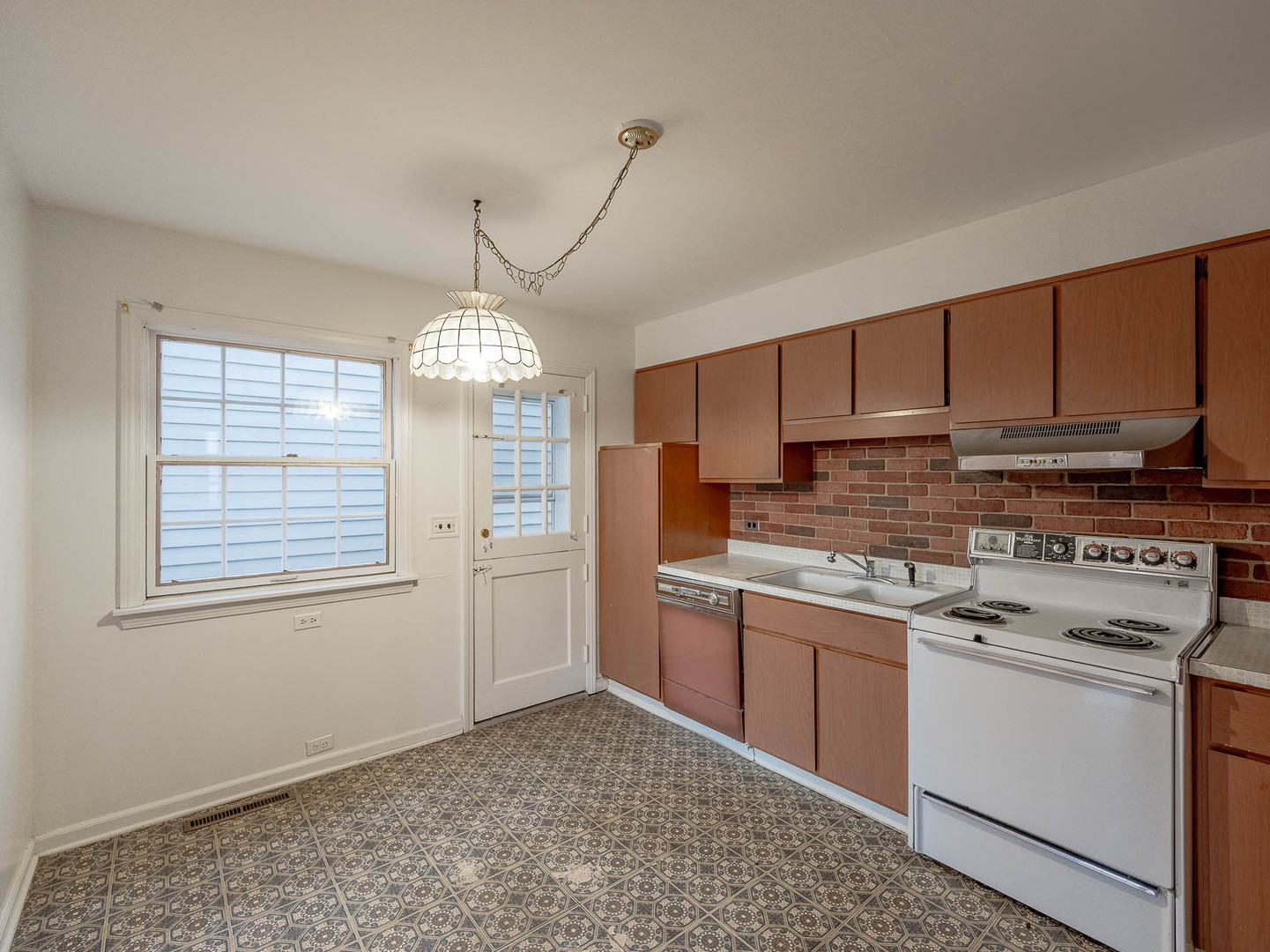 2424 Cowper Avenue, Evanston, IL 60201