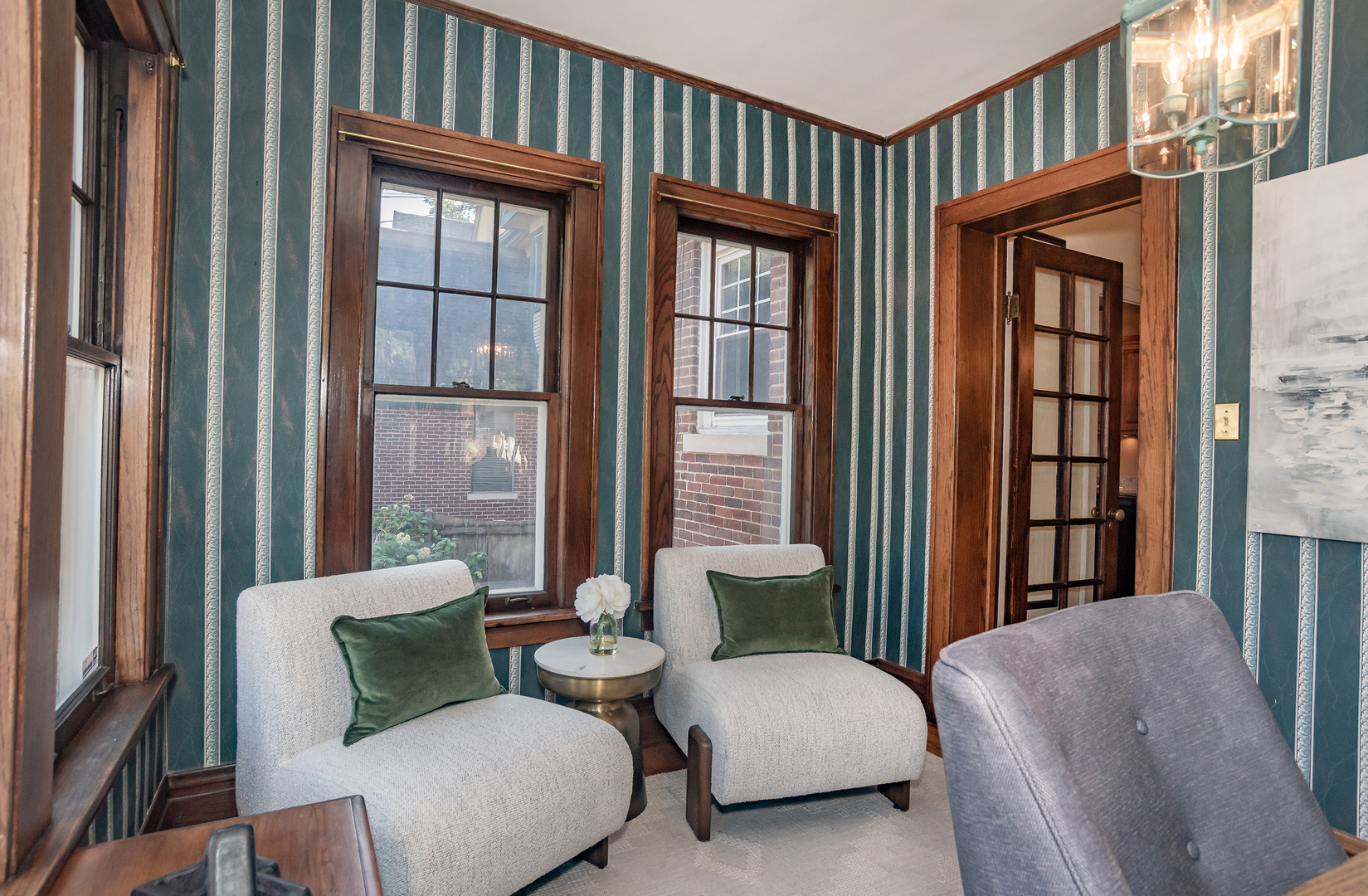 518 W Cossitt Avenue, La Grange, IL 60525